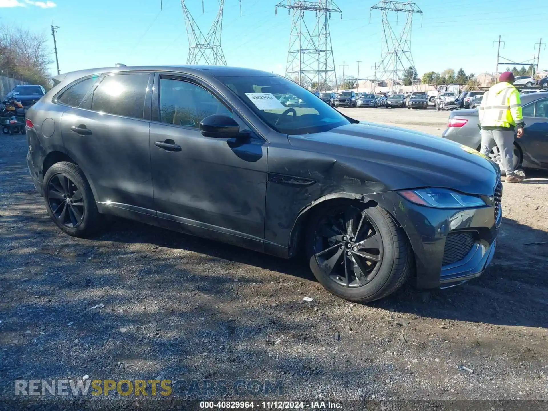 1 Photograph of a damaged car SADCT2EX0RA729326 JAGUAR F-PACE 2024
