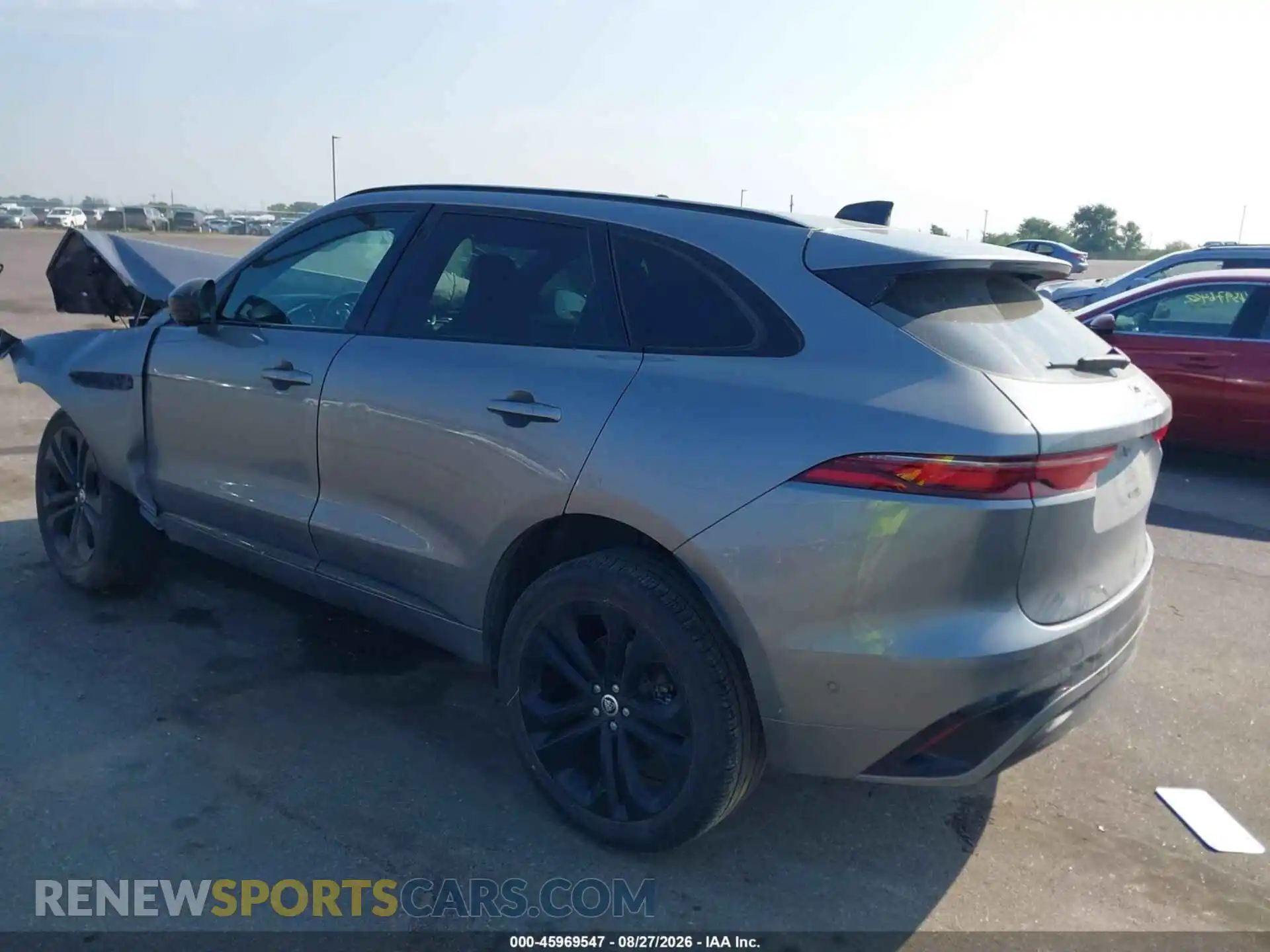 3 Photograph of a damaged car SADCT2EX4RA734139 JAGUAR F-PACE 2024