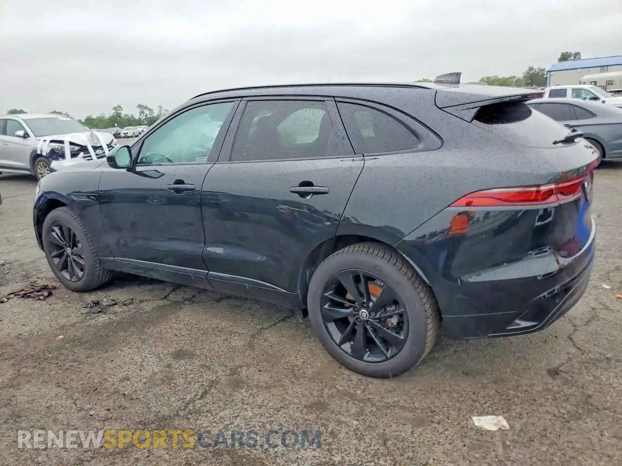 2 Photograph of a damaged car SADCT2EX2SA742939 JAGUAR F-PACE 2025