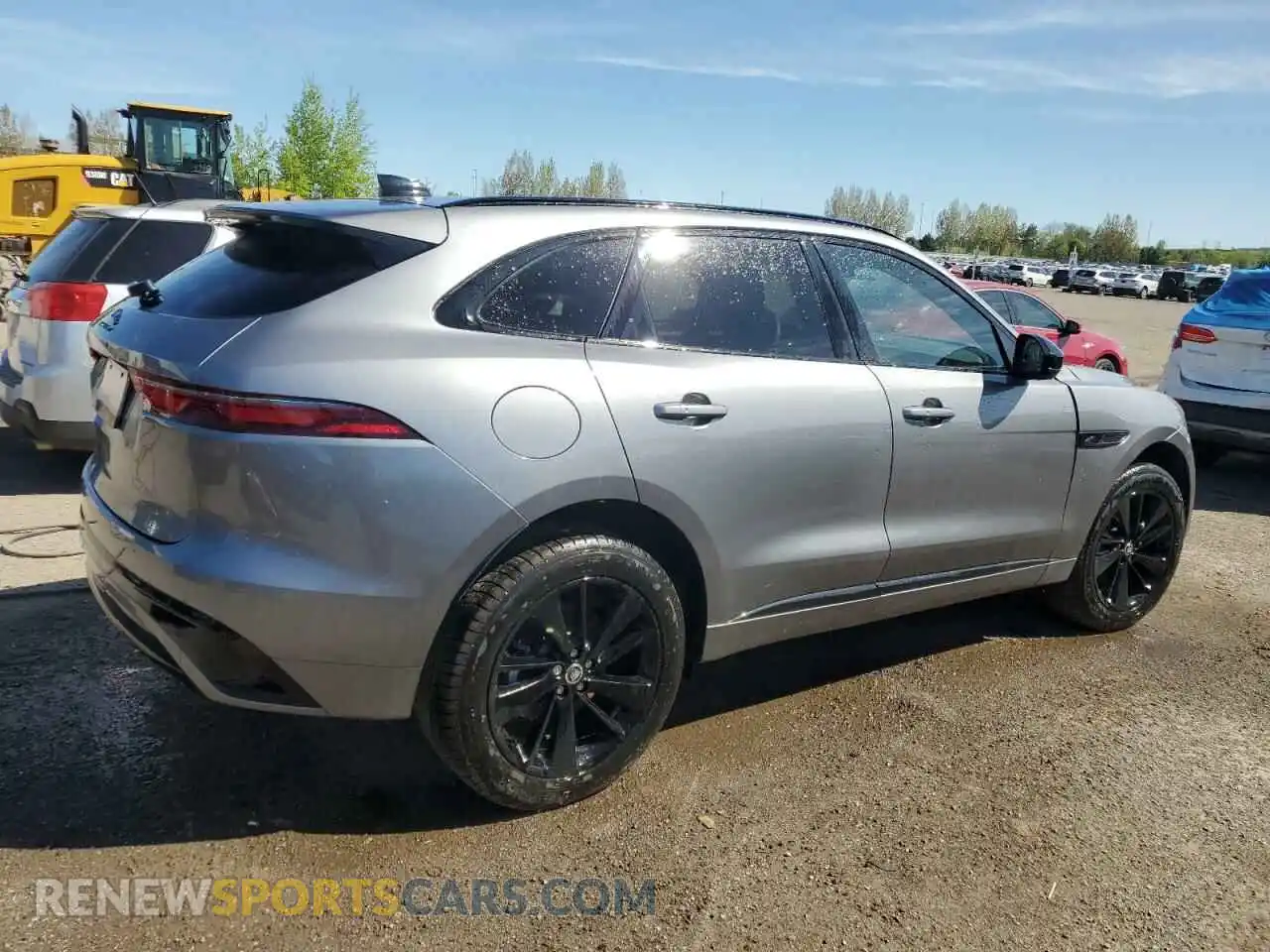 3 Photograph of a damaged car SADCT2EX7SA744590 JAGUAR F-PACE 2025