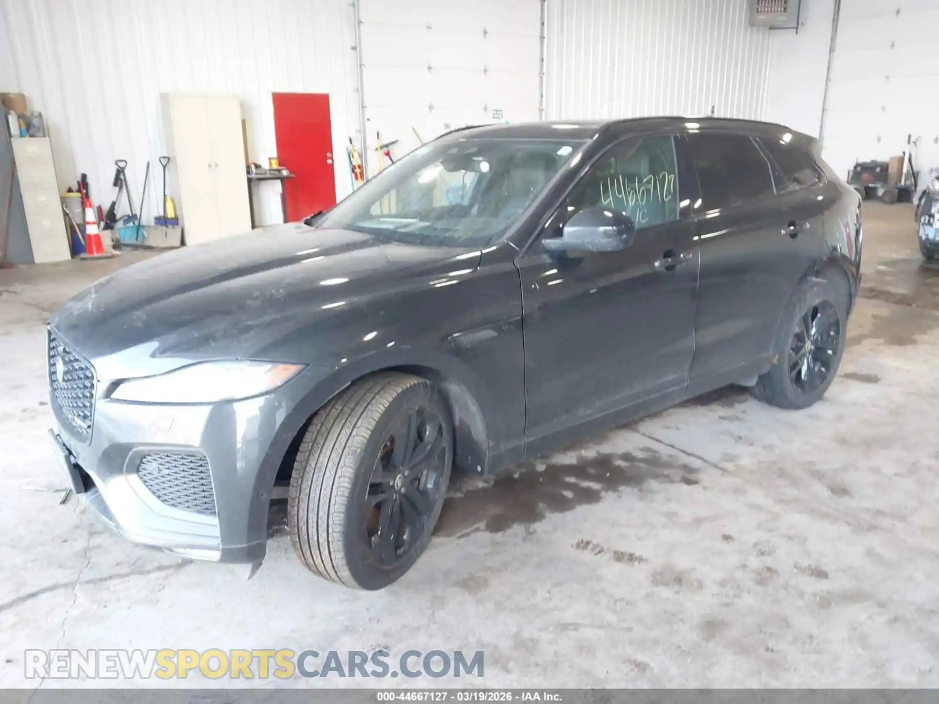 2 Photograph of a damaged car SADCT2FU0SA745018 JAGUAR F-PACE 2025