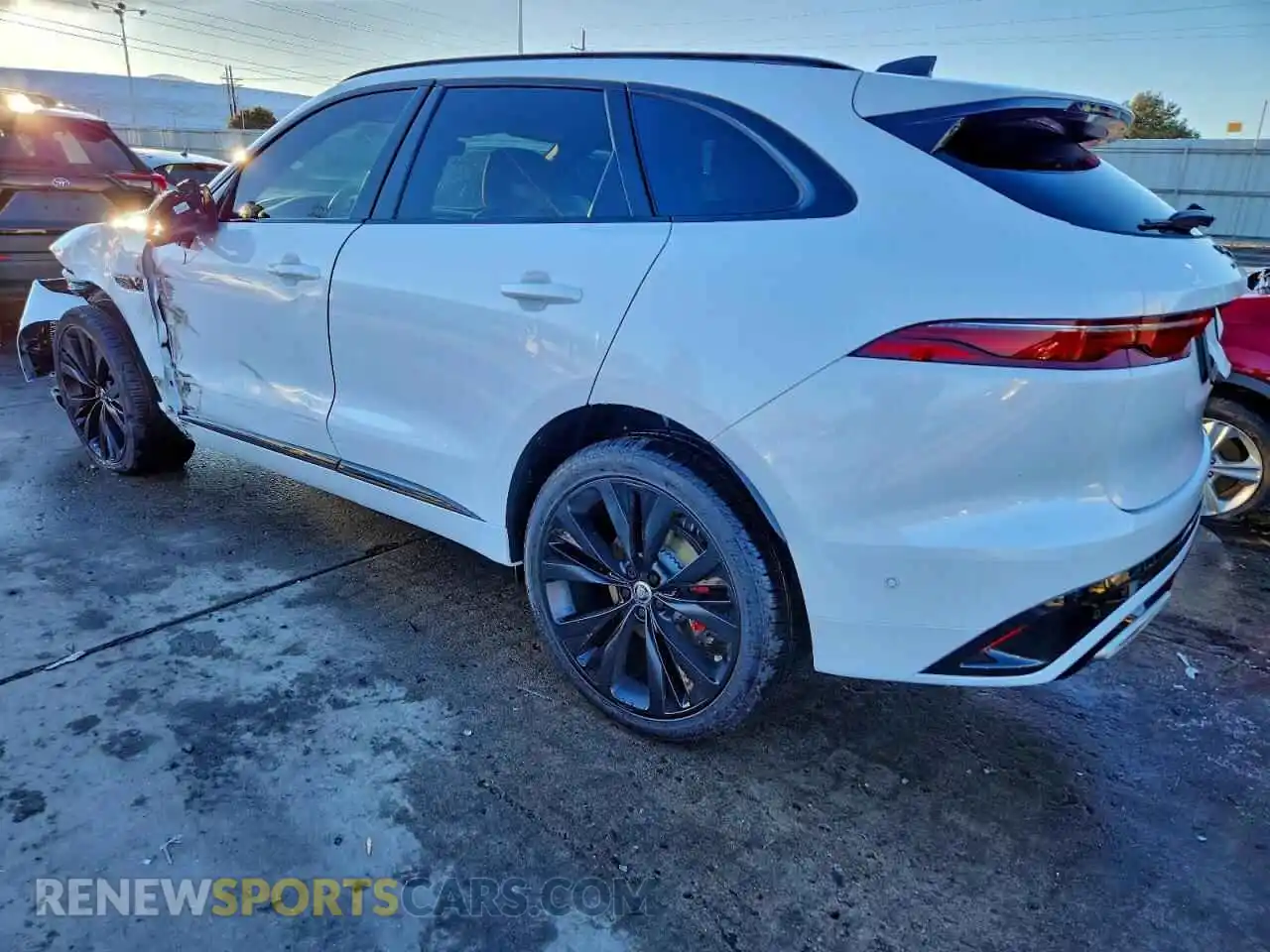 2 Photograph of a damaged car SADCT2FU2TA759536 JAGUAR F-PACE 2026
