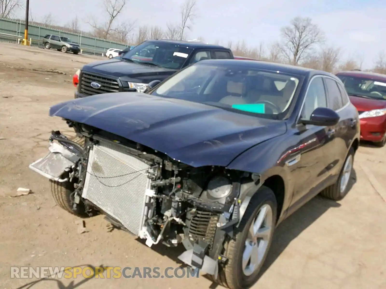 2 Photograph of a damaged car SADCJ2FX4KA359153 JAGUAR F-PACE PRE 2019