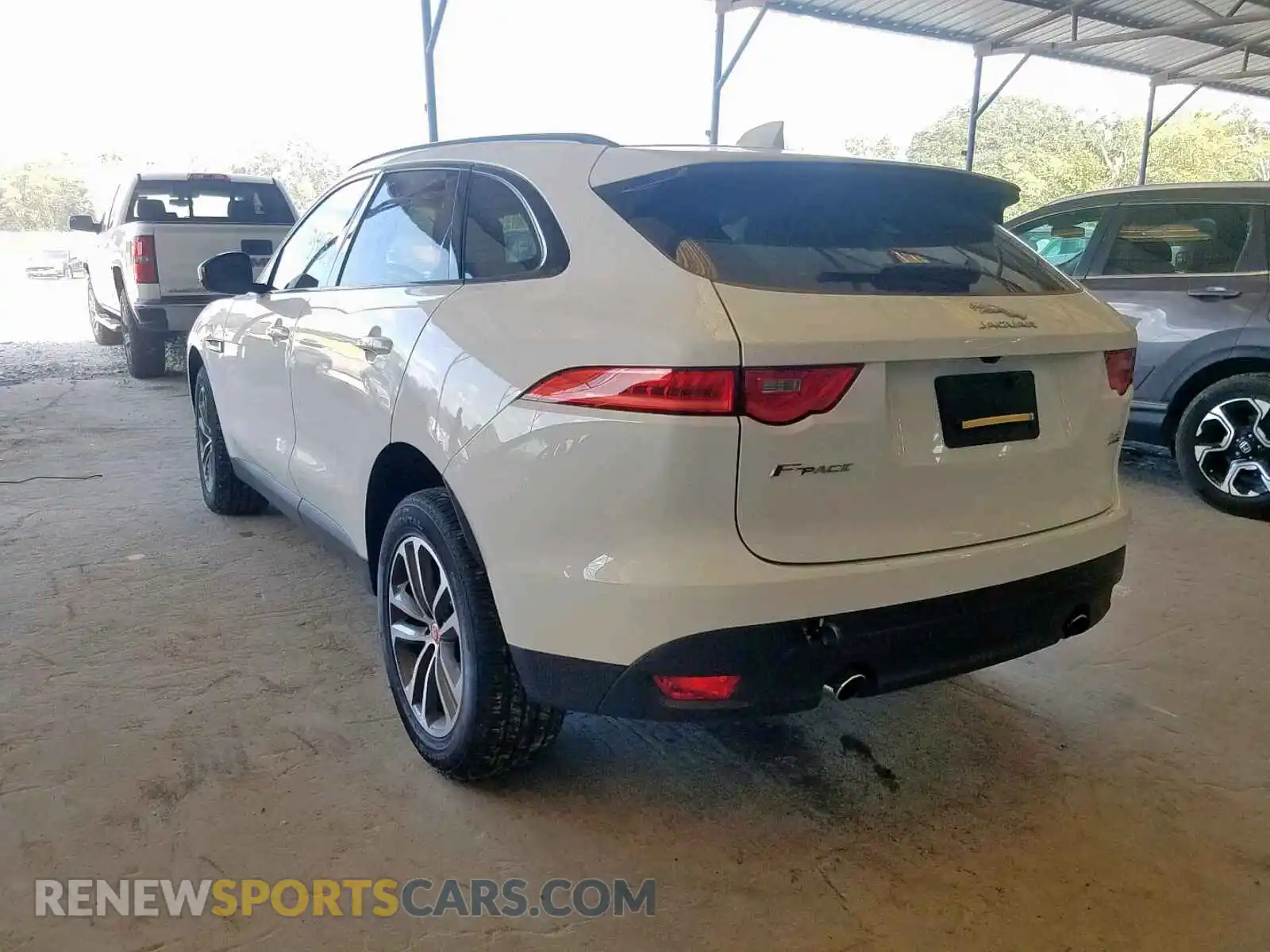 3 Photograph of a damaged car SADCJ2FX9KA610877 JAGUAR F-PACE PRE 2019