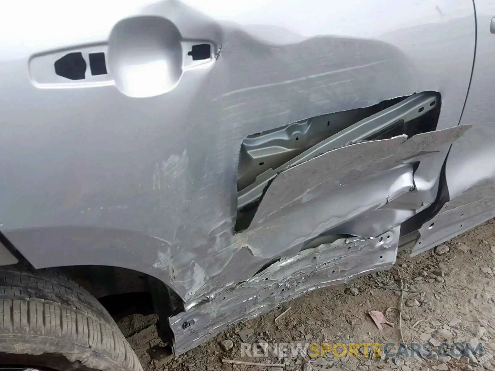 9 Фотография поврежденного автомобиля SADCL2GXXKA367282 JAGUAR F-PACE R - 2019