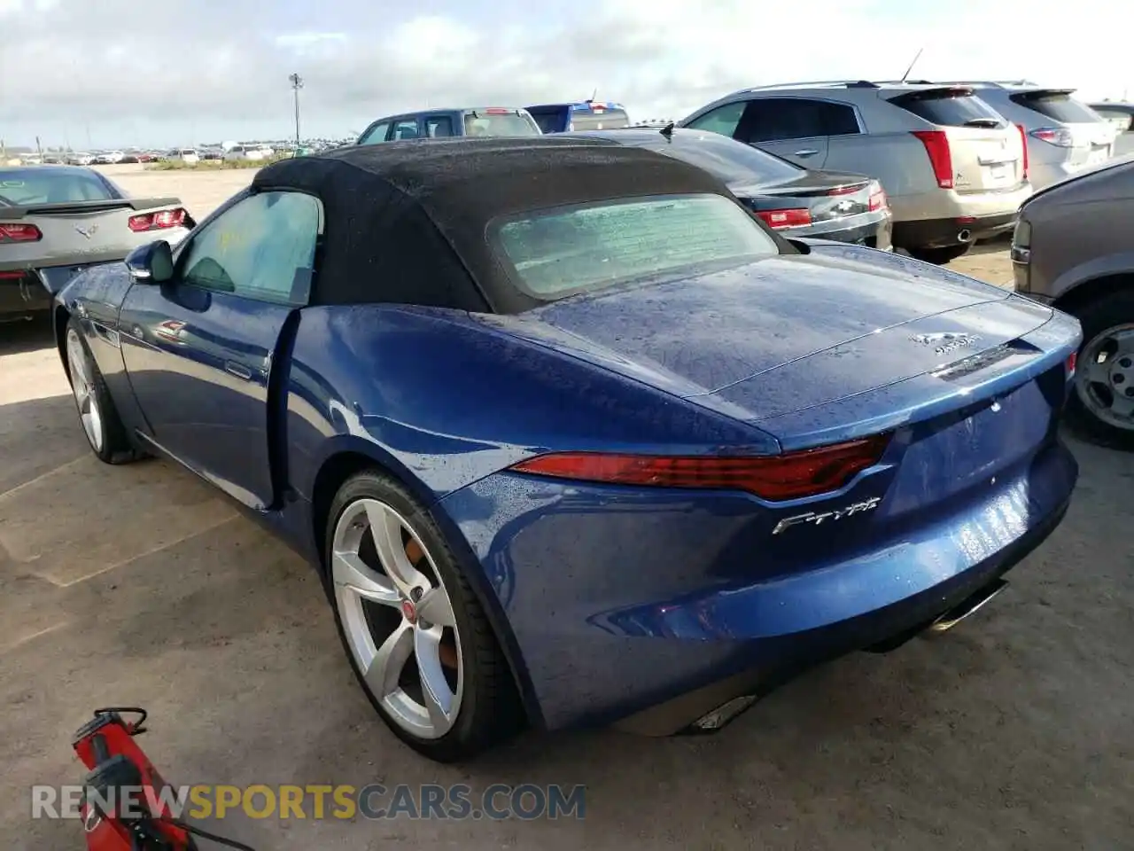 3 fotografías del automóvil dañado SAJDD5GX5MCK75150 JAGUAR F-TYPE 2021