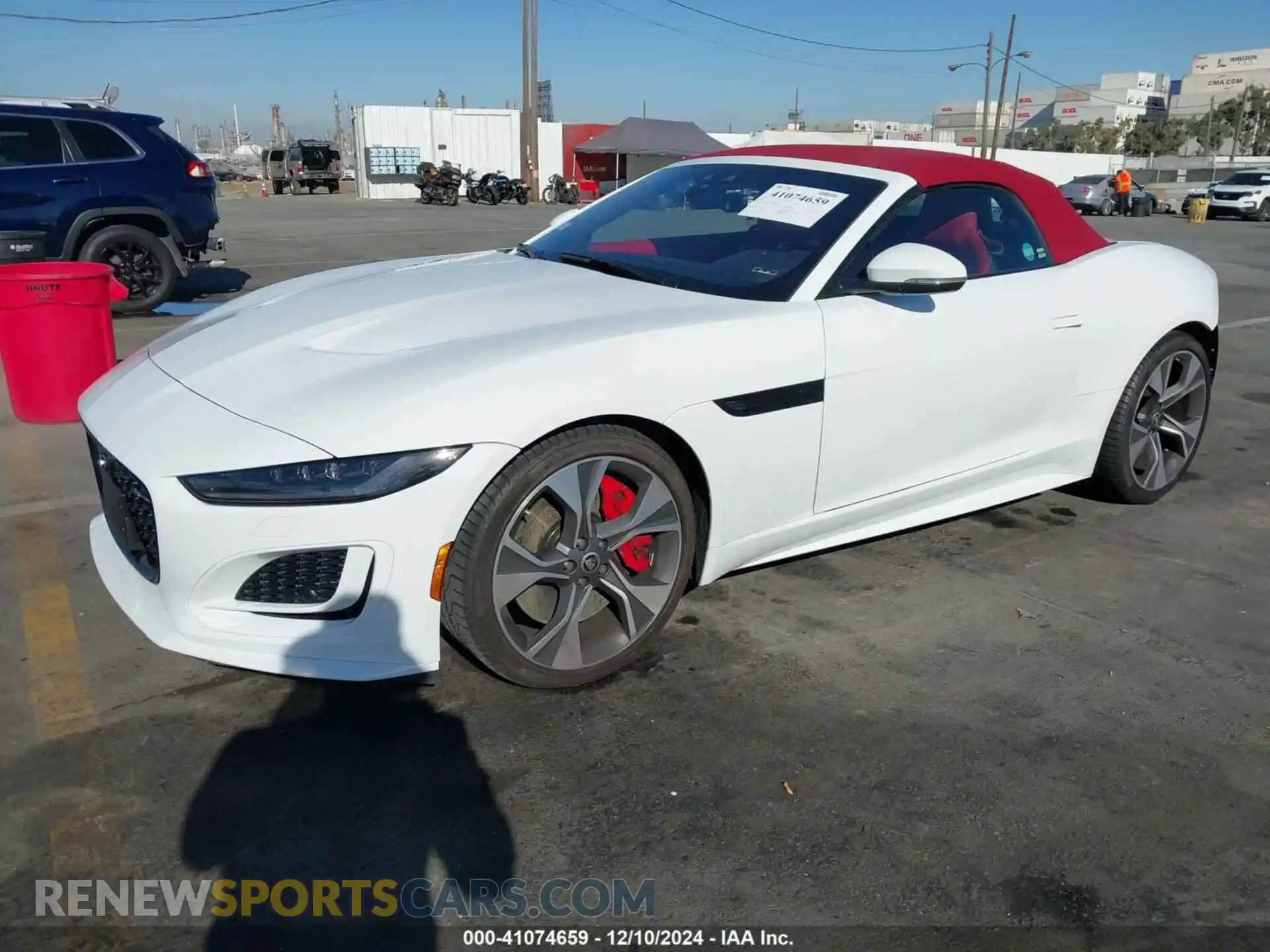2 Photograph of a damaged car SAJDF5EE2RCK85802 JAGUAR F-TYPE 2024