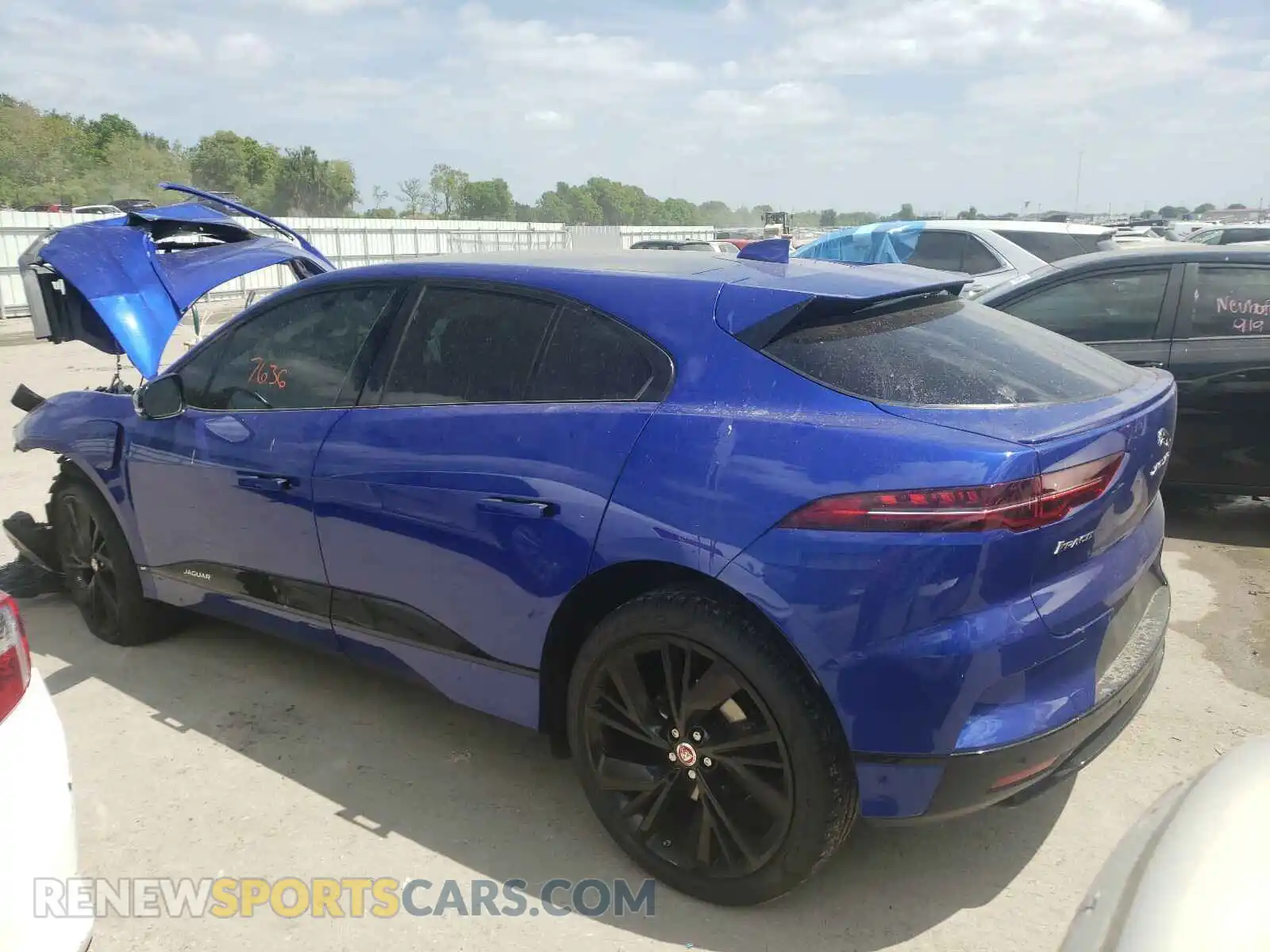3 fotografías del automóvil dañado SADHC2S10K1F74162 JAGUAR I-PACE 2019