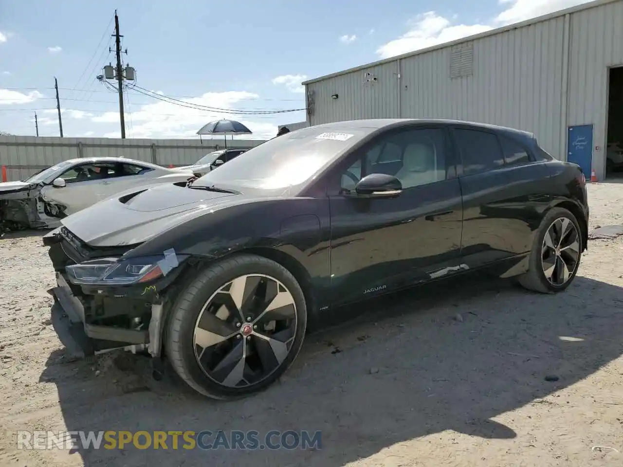 1 Photograph of a damaged car SADHD2S14K1F63517 JAGUAR I-PACE 2019