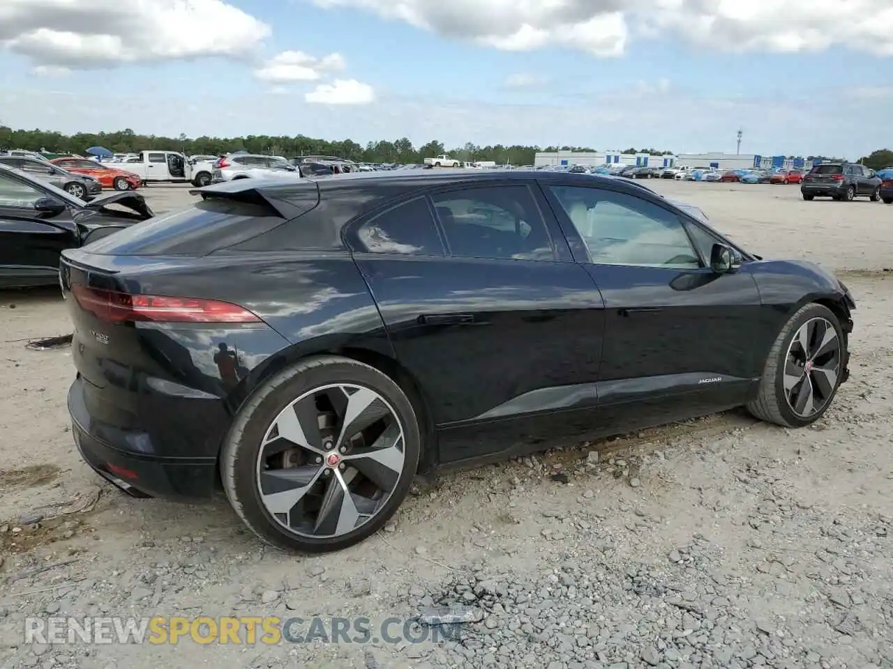 3 Photograph of a damaged car SADHD2S14K1F63517 JAGUAR I-PACE 2019
