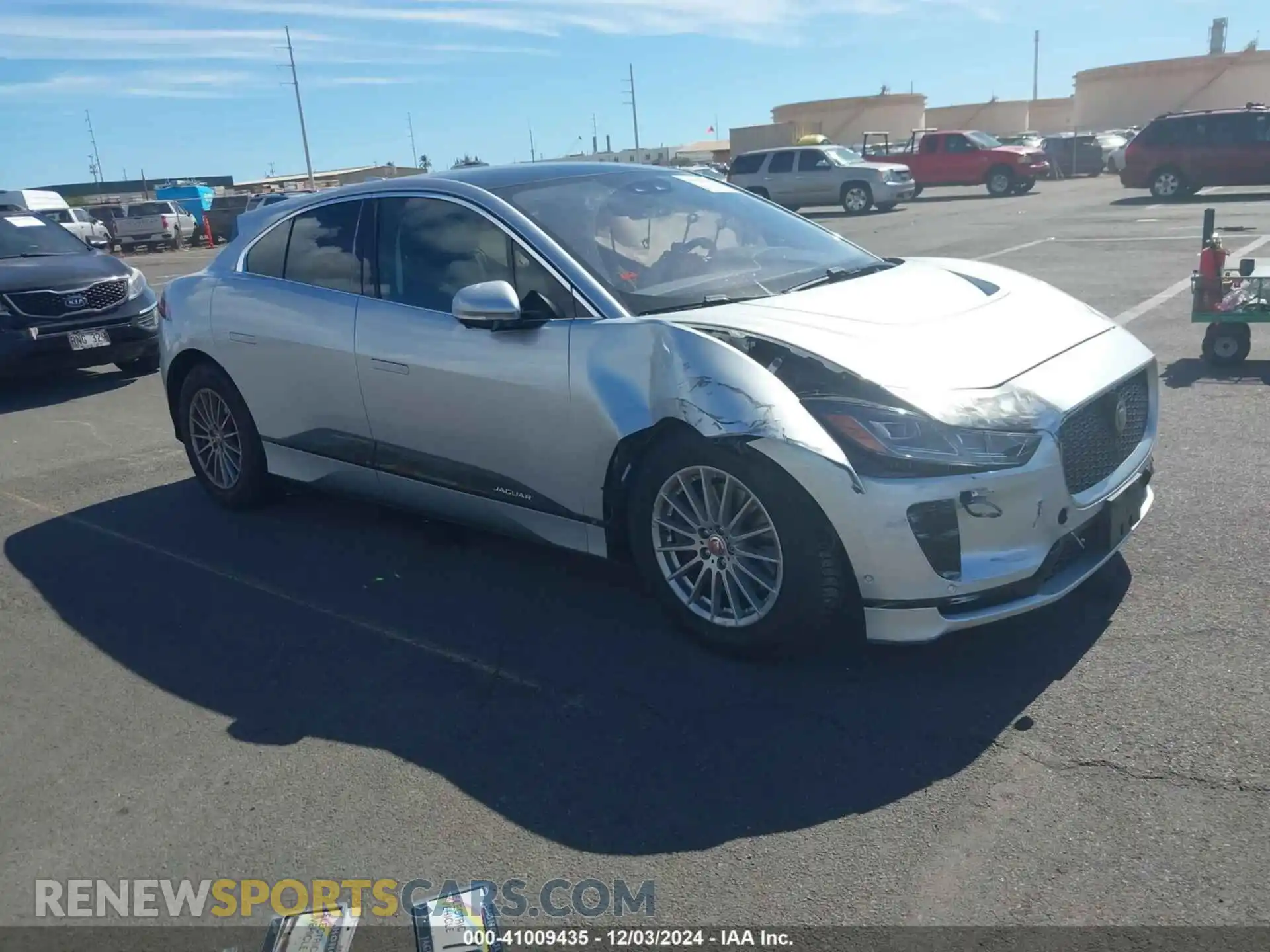 1 Photograph of a damaged car SADHB2S1XL1F81334 JAGUAR I-PACE 2020