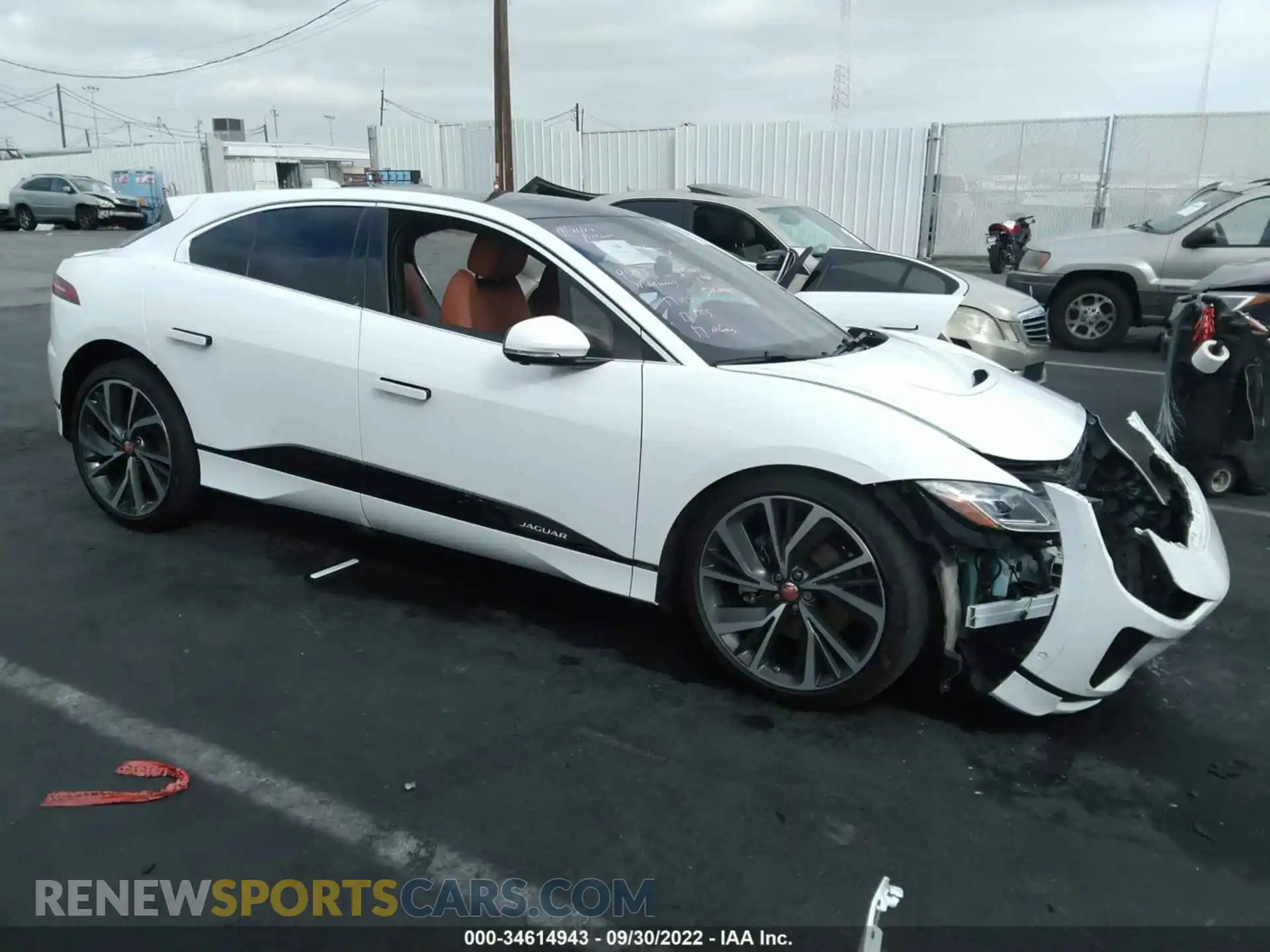 1 Photograph of a damaged car SADHD2S10L1F79165 JAGUAR I-PACE 2020