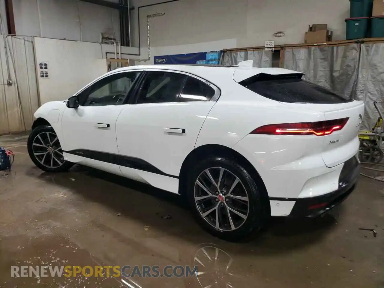 2 Photograph of a damaged car SADHD2S10L1F79442 JAGUAR I-PACE 2020