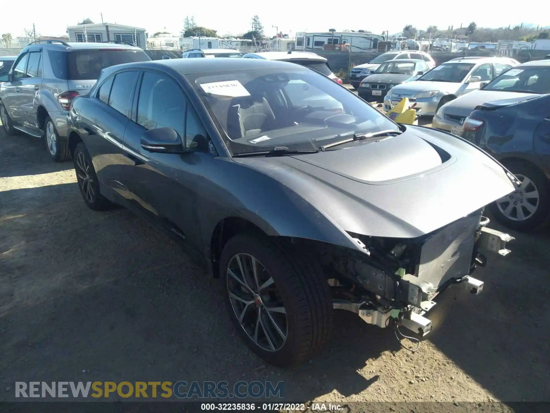 1 Photograph of a damaged car SADHD2S14L1F80710 JAGUAR I-PACE 2020