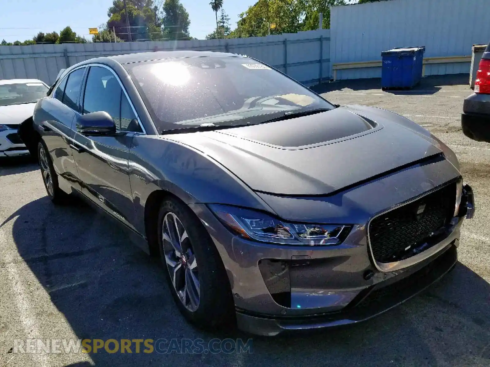 1 Photograph of a damaged car SADHC2S18K1F74474 JAGUAR I-PACE SE 2019