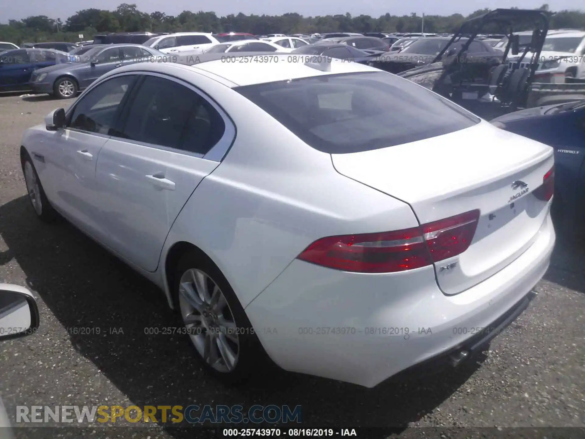 3 Photograph of a damaged car SAJAD4FX4KCP48919 JAGUAR XE 2019