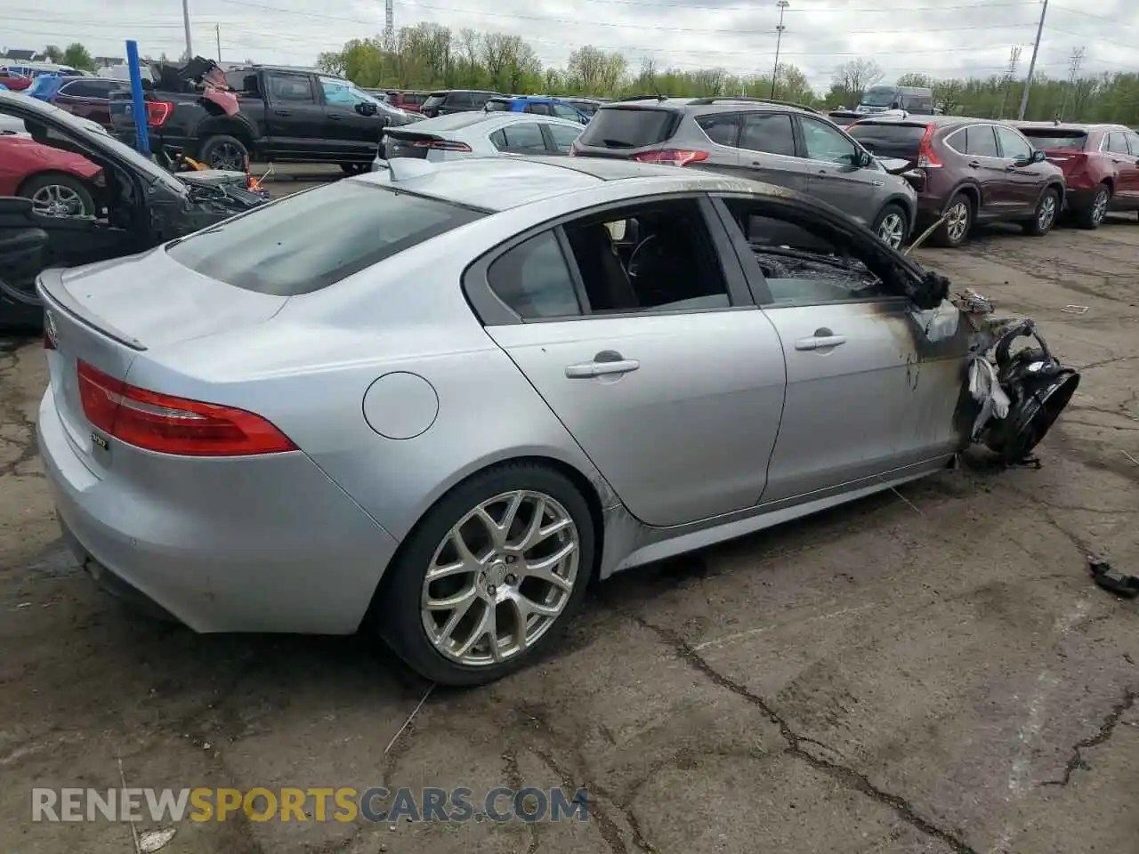 3 Photograph of a damaged car SAJAP4GX7KCP44336 JAGUAR XE 2019