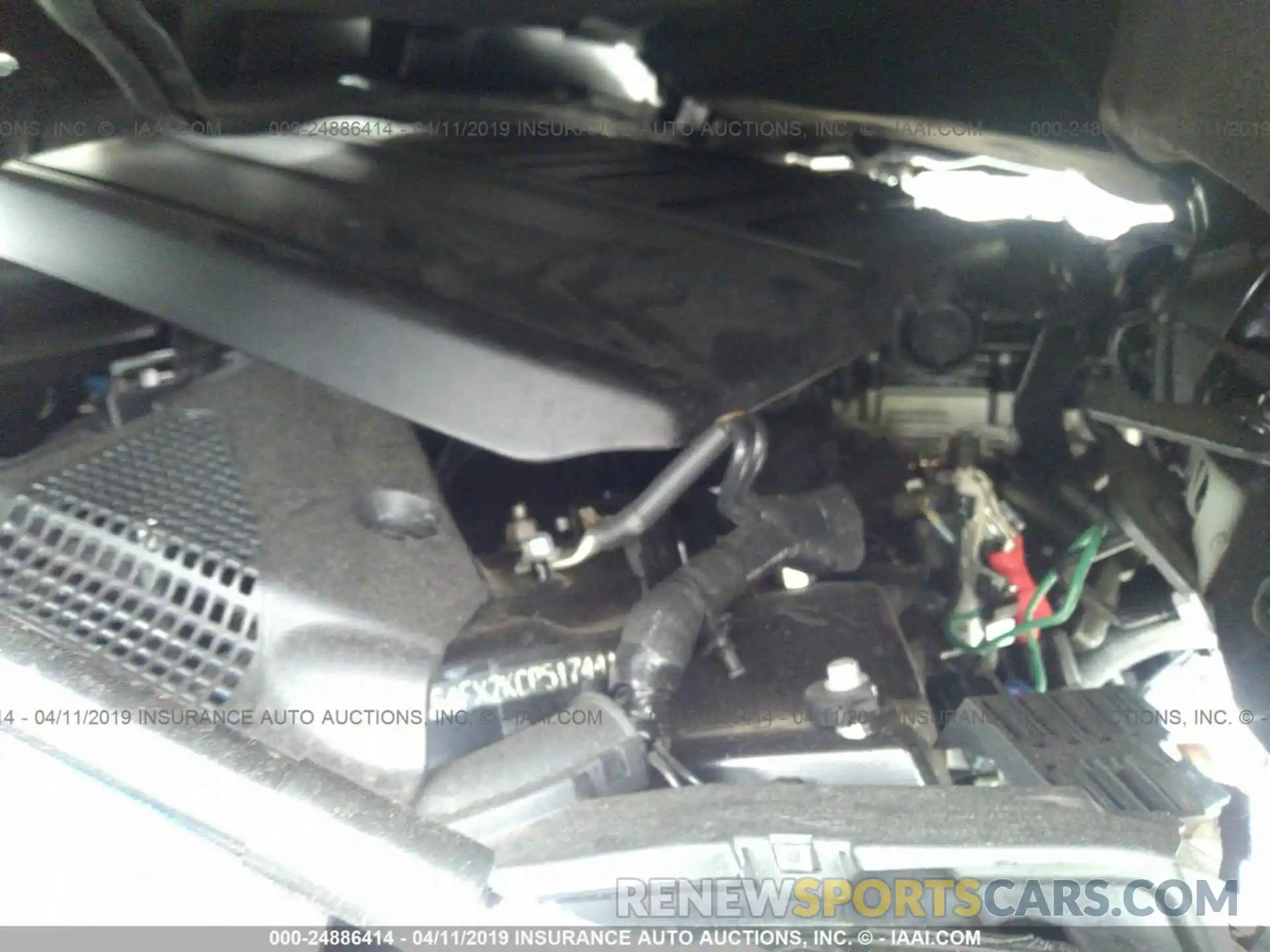 10 Photograph of a damaged car SAJAS4FX2KCP51744 JAGUAR XE 2019