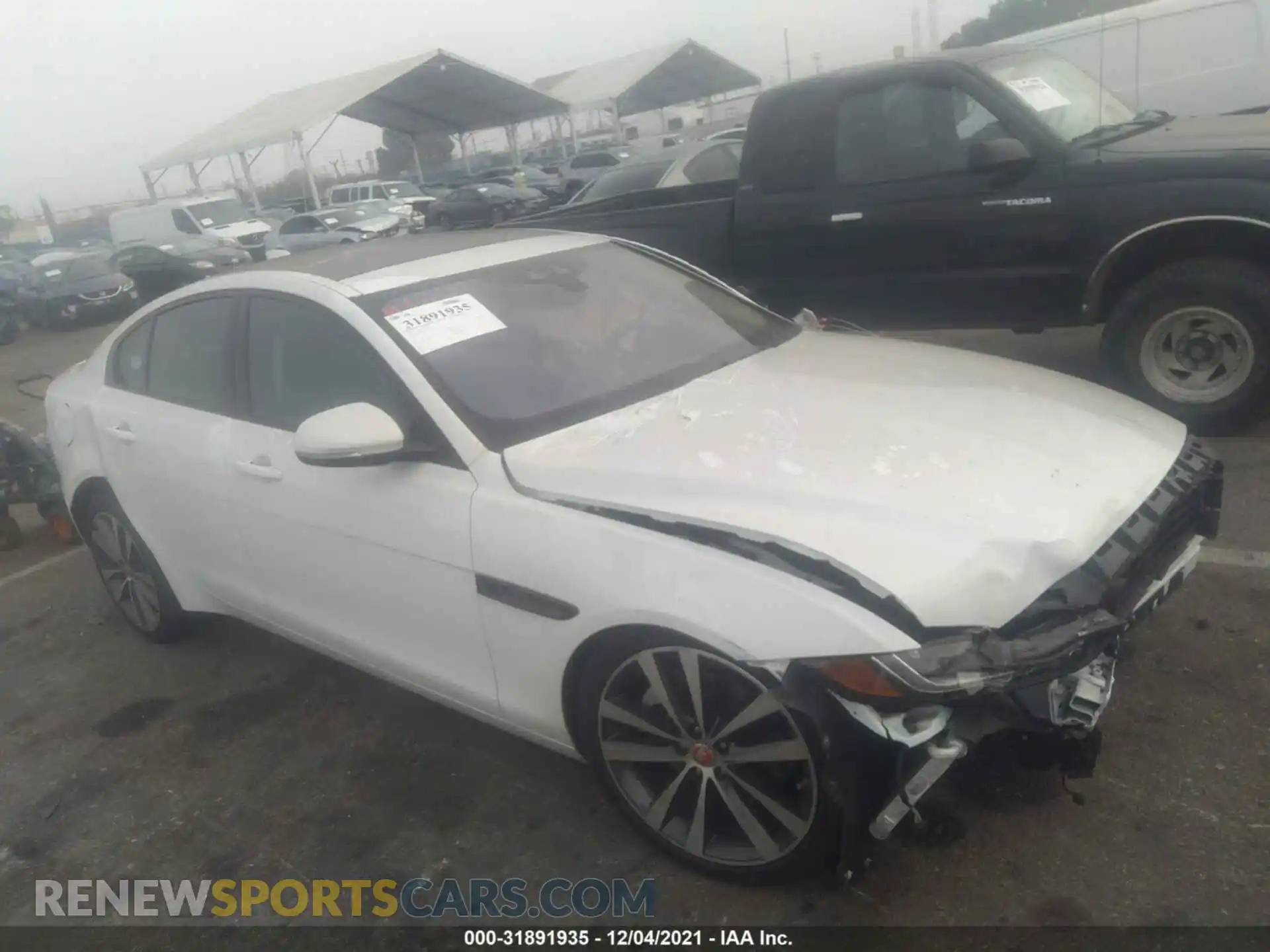 1 Photograph of a damaged car SAJAE4FX4LCP57408 JAGUAR XE 2020