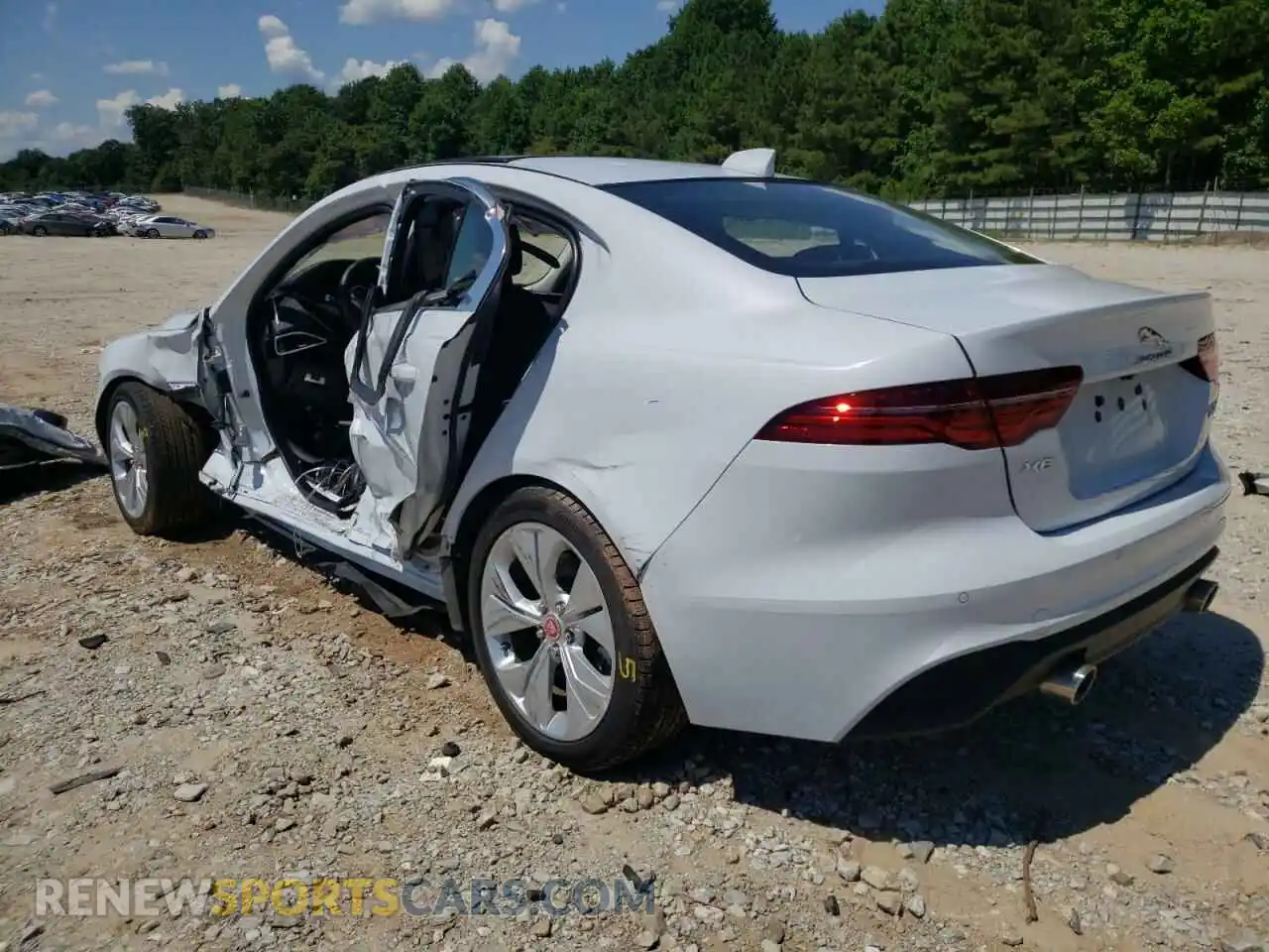 3 Photograph of a damaged car SAJAJ4FX0LCP56302 JAGUAR XE 2020