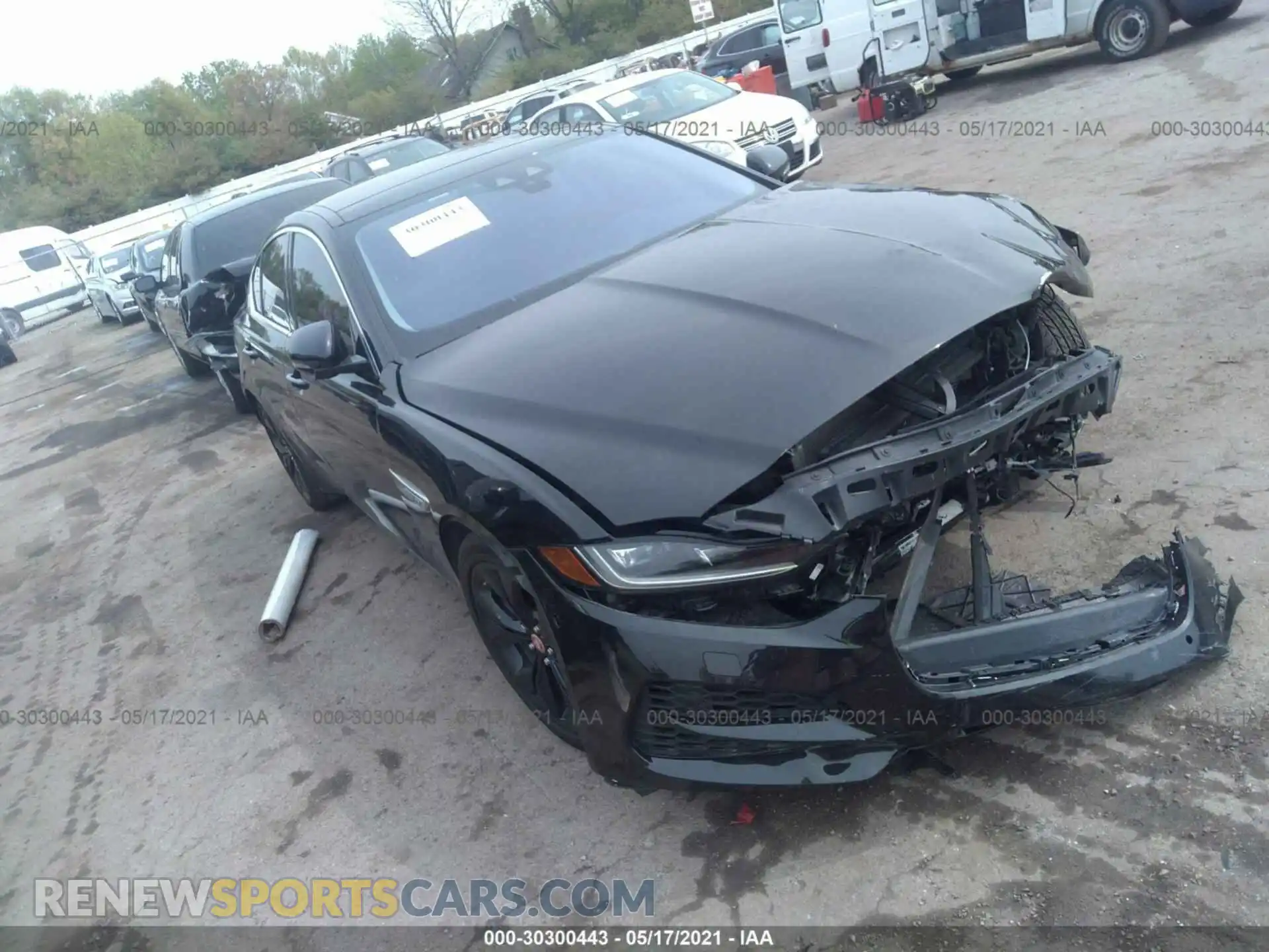 1 Photograph of a damaged car SAJAJ4FX7LCP64574 JAGUAR XE 2020
