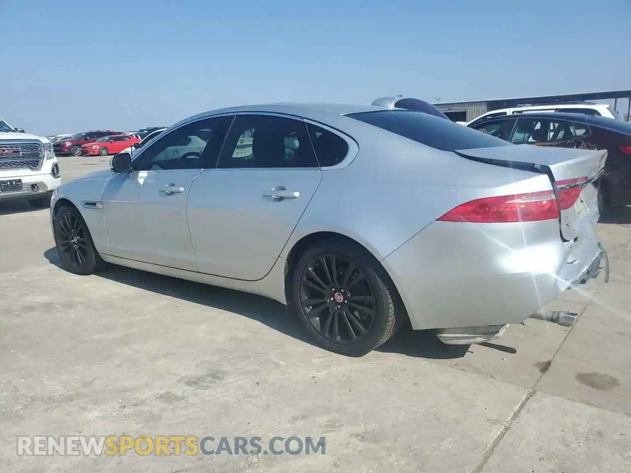 2 Photograph of a damaged car SAJBJ4FX2KCY77996 JAGUAR XF 2019