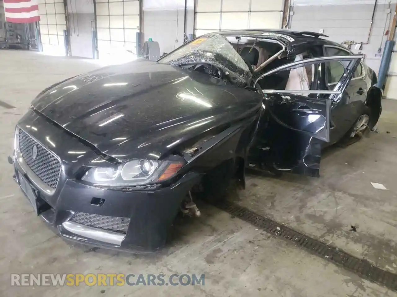 2 Photograph of a damaged car SAJBJ4FX6KCY79041 JAGUAR XF 2019