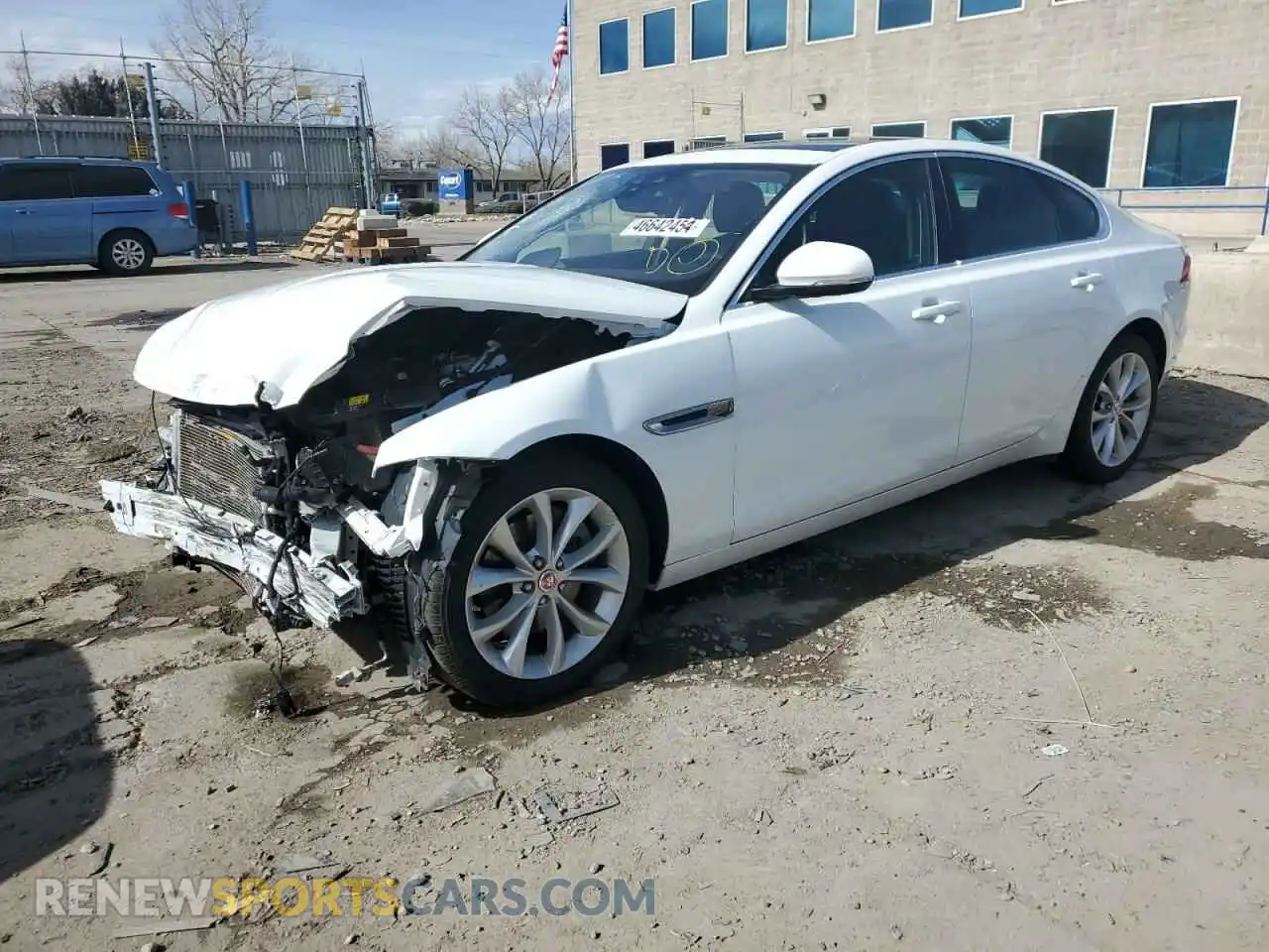 1 Photograph of a damaged car SAJBJ4FX8KCY79199 JAGUAR XF 2019