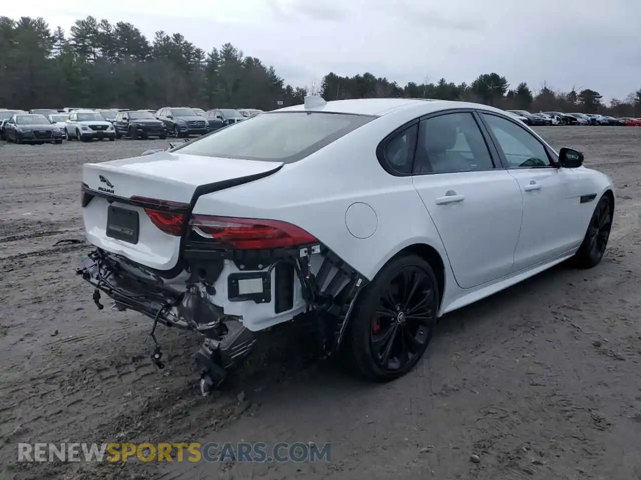 3 fotografías del automóvil dañado SAJBL4GX2RCY96275 JAGUAR XF 2024
