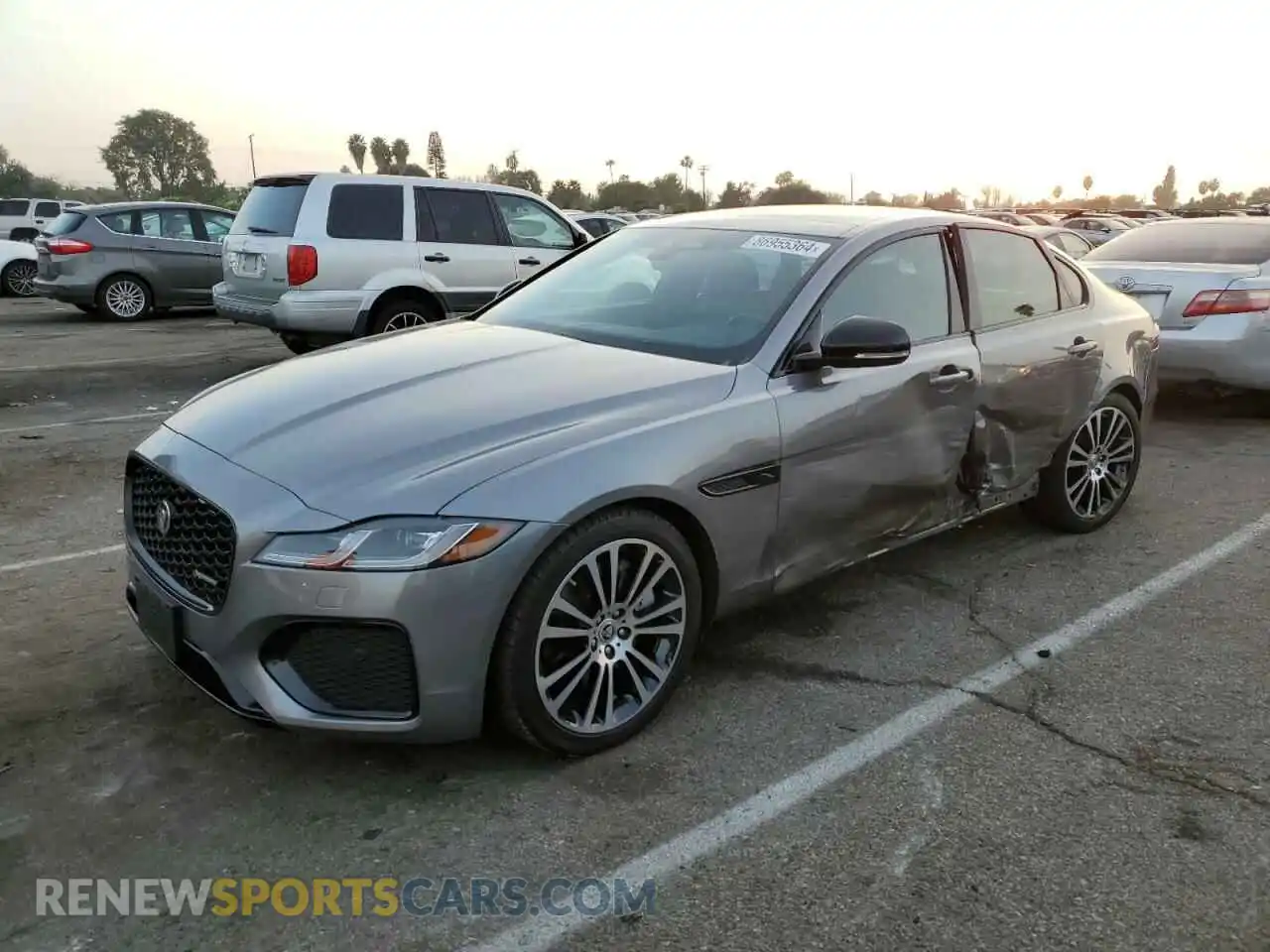 1 fotografías del automóvil dañado SAJBL4GX9RCY93597 JAGUAR XF 2024