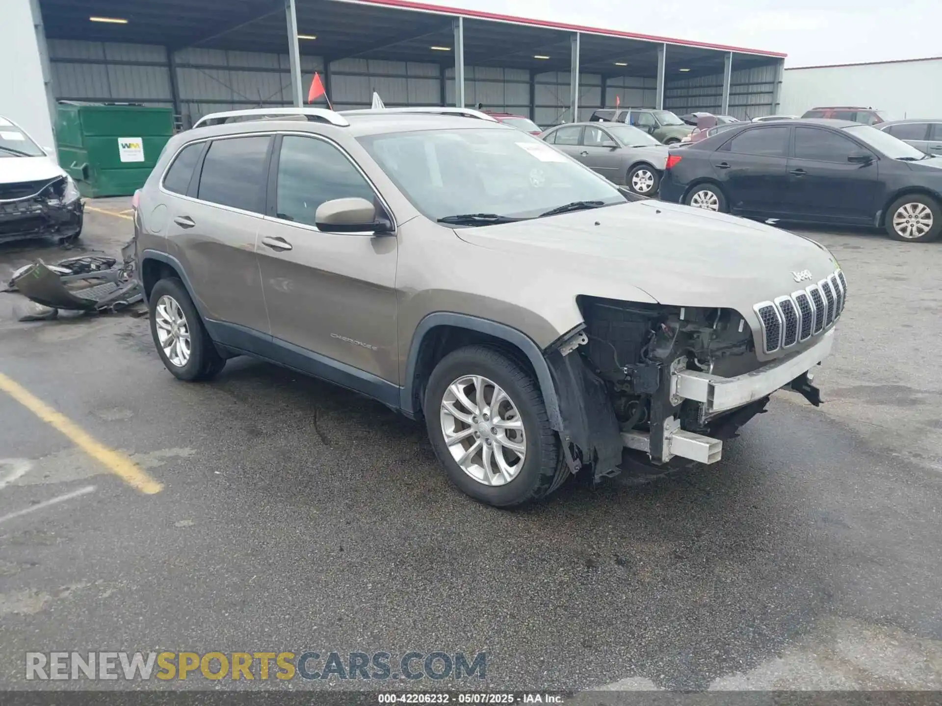 1 Photograph of a damaged car 1C4PJLCB2KD120503 JEEP CHEROKEE 2019