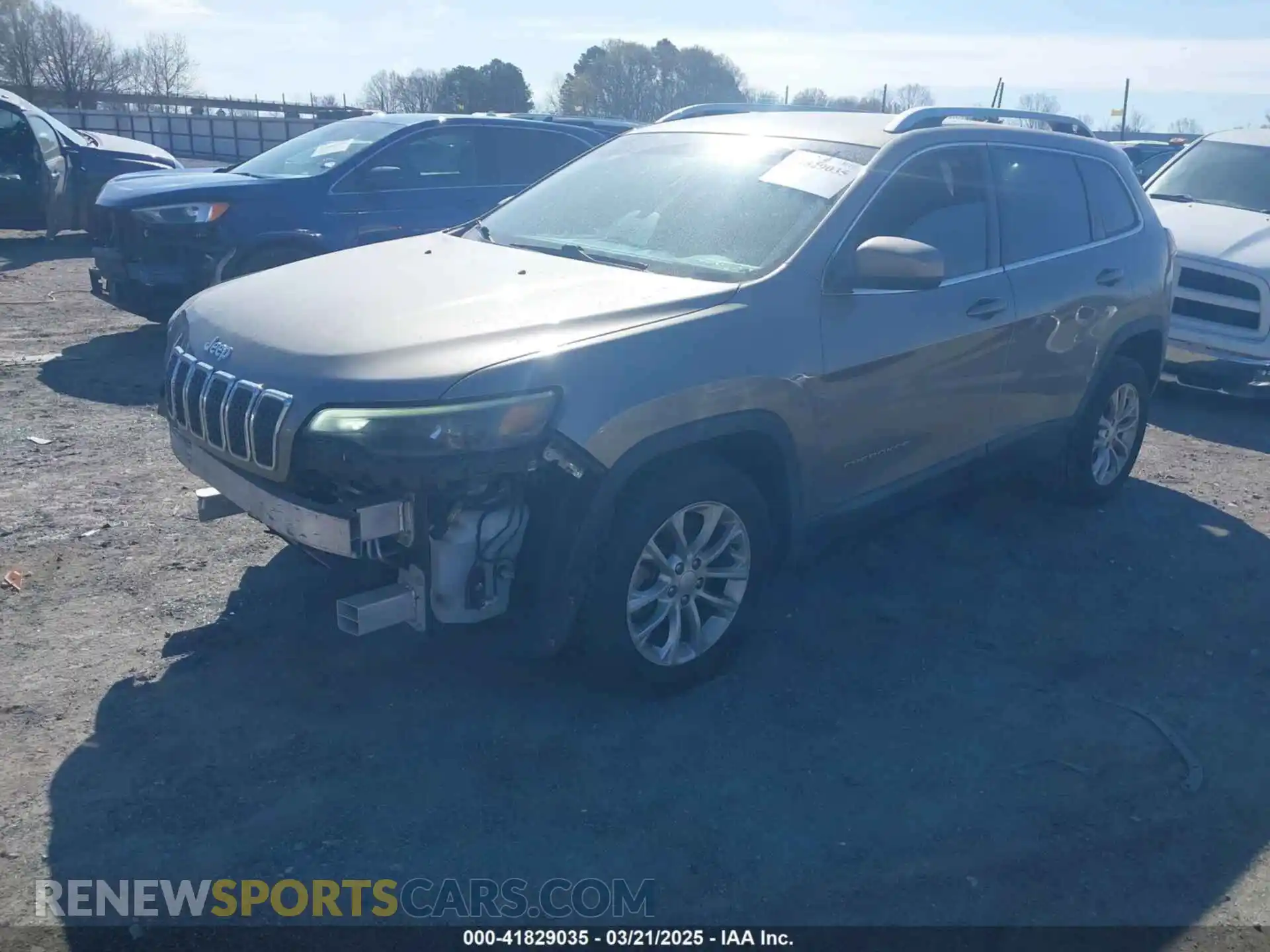 2 Photograph of a damaged car 1C4PJLCB4KD175809 JEEP CHEROKEE 2019