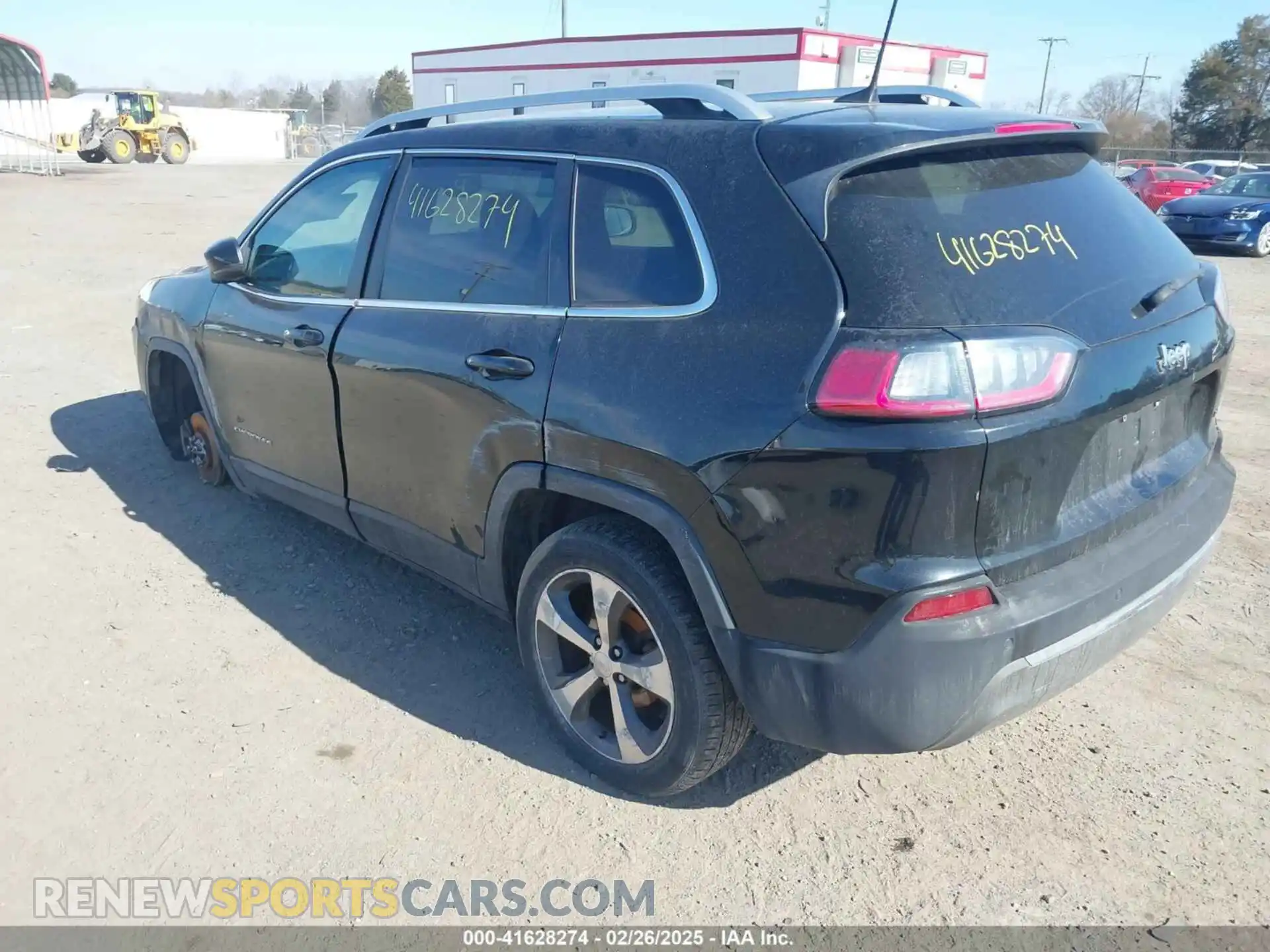 3 Photograph of a damaged car 1C4PJLDB4KD416184 JEEP CHEROKEE 2019