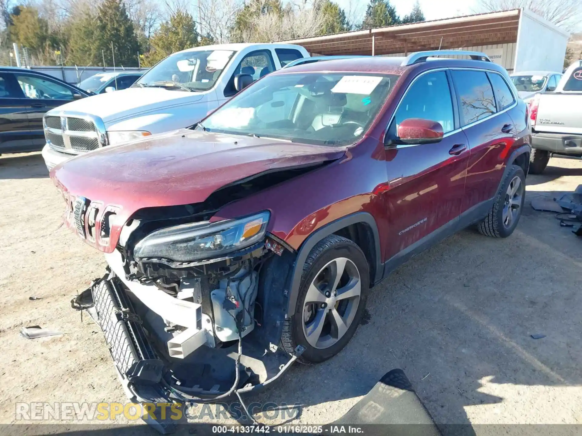 2 Photograph of a damaged car 1C4PJLDB5KD185344 JEEP CHEROKEE 2019