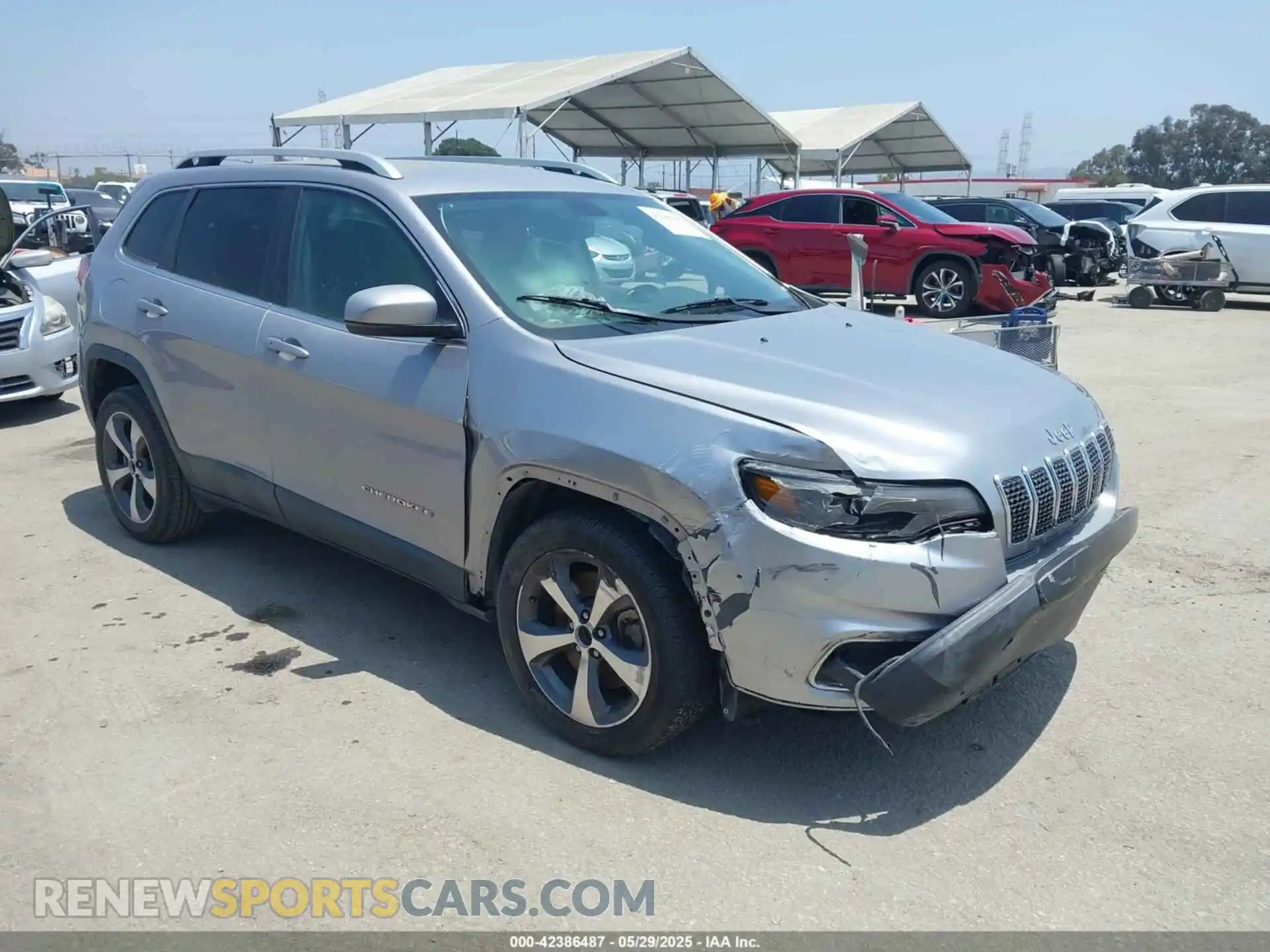 1 Photograph of a damaged car 1C4PJLDB7KD207845 JEEP CHEROKEE 2019