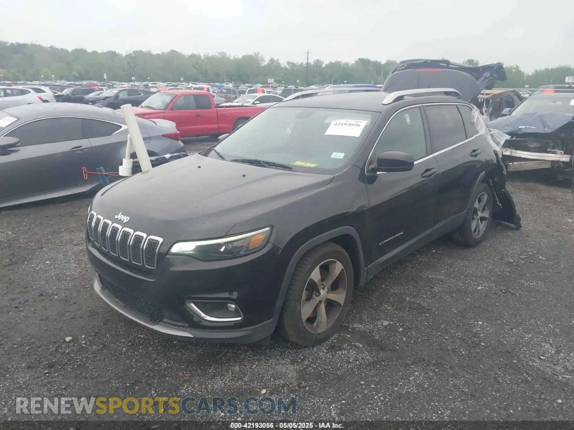 2 Photograph of a damaged car 1C4PJLDB8KD387272 JEEP CHEROKEE 2019