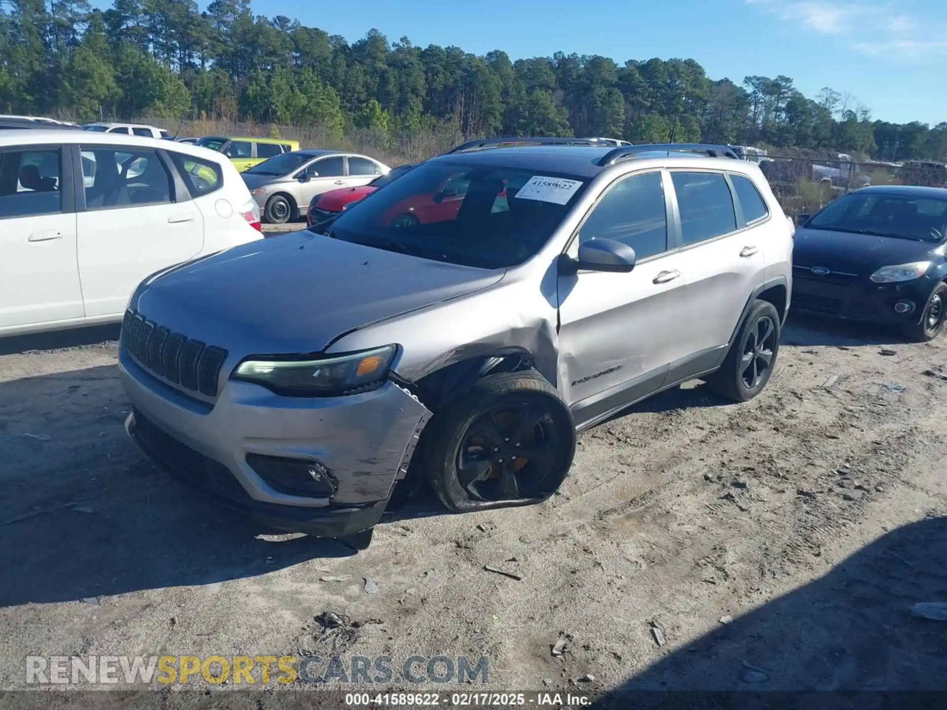 2 Photograph of a damaged car 1C4PJLLB0KD448373 JEEP CHEROKEE 2019
