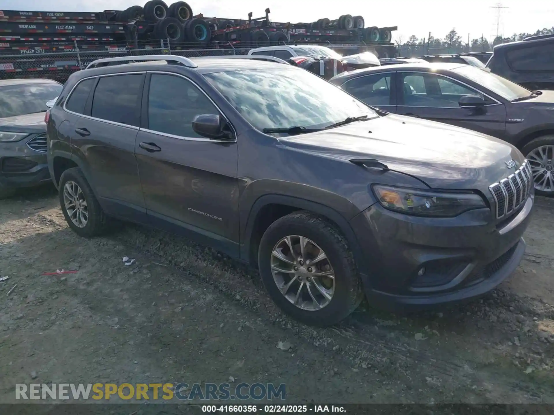 1 Photograph of a damaged car 1C4PJLLB2KD143876 JEEP CHEROKEE 2019