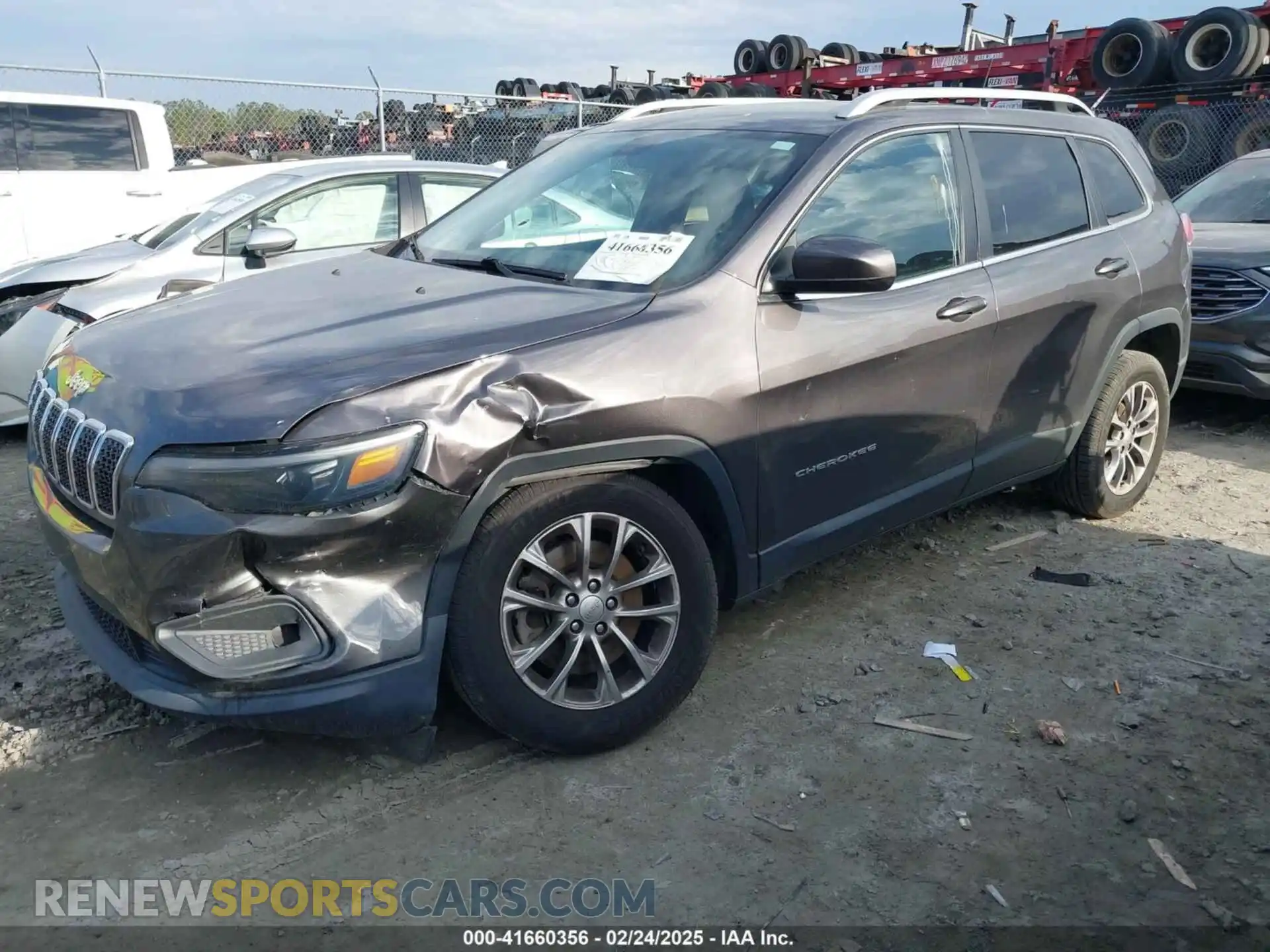 2 Photograph of a damaged car 1C4PJLLB2KD143876 JEEP CHEROKEE 2019