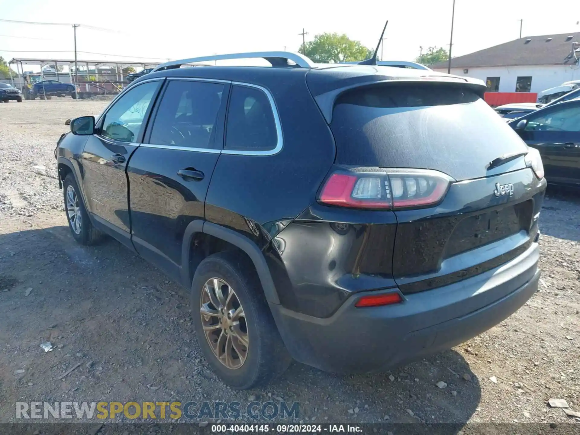 3 Photograph of a damaged car 1C4PJLLB6KD184897 JEEP CHEROKEE 2019