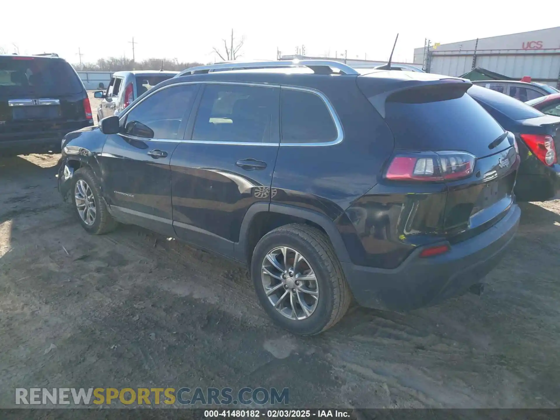 3 Photograph of a damaged car 1C4PJLLB9KD222297 JEEP CHEROKEE 2019