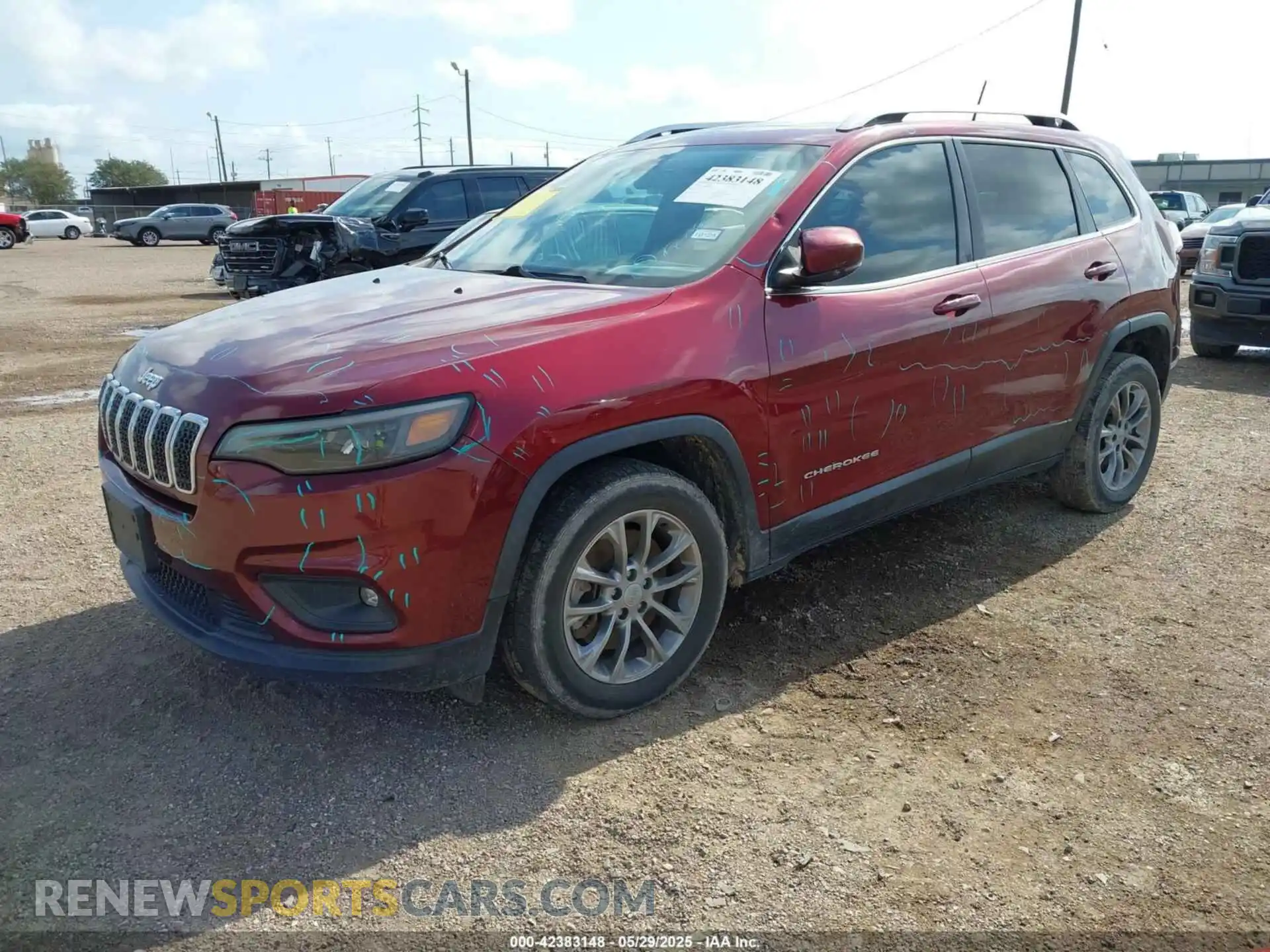 2 Photograph of a damaged car 1C4PJLLBXKD444248 JEEP CHEROKEE 2019