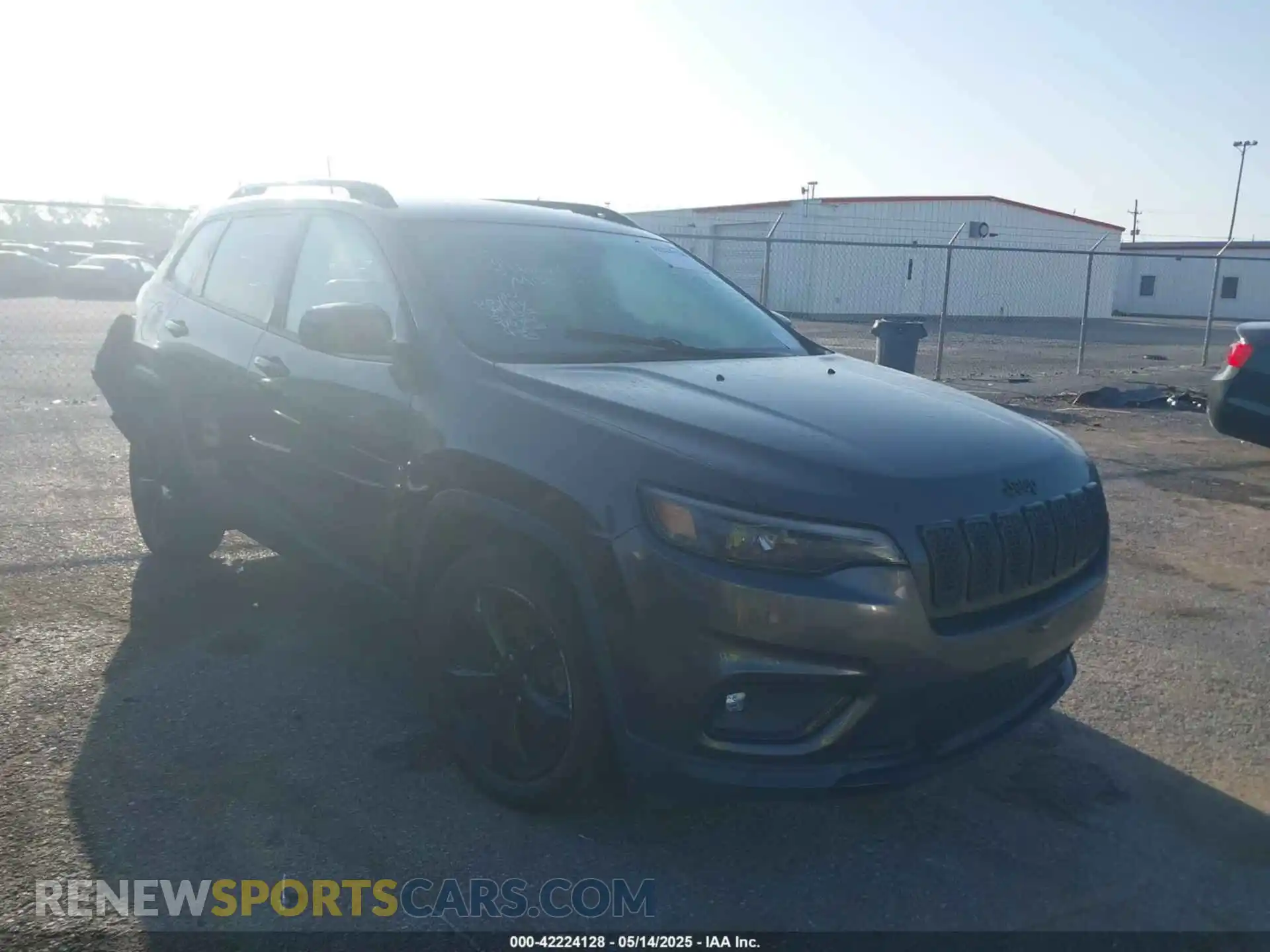 1 Фотография поврежденного автомобиля 1C4PJLLN9KD303312 JEEP CHEROKEE 2019