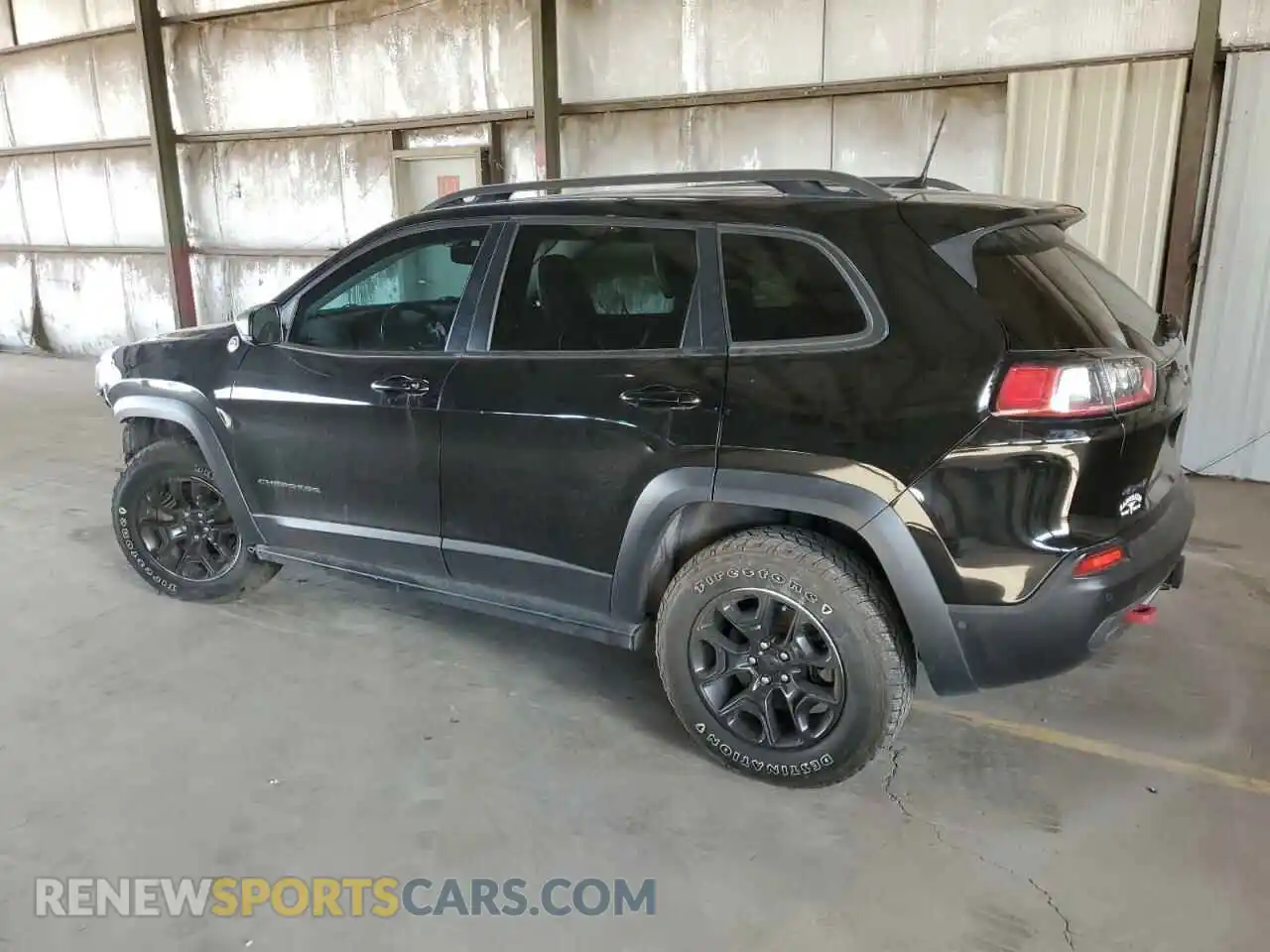 2 Photograph of a damaged car 1C4PJMBN6KD177840 JEEP CHEROKEE 2019