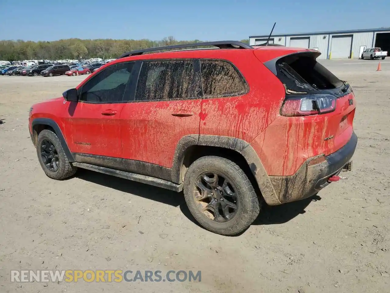 2 Photograph of a damaged car 1C4PJMBN8KD146847 JEEP CHEROKEE 2019