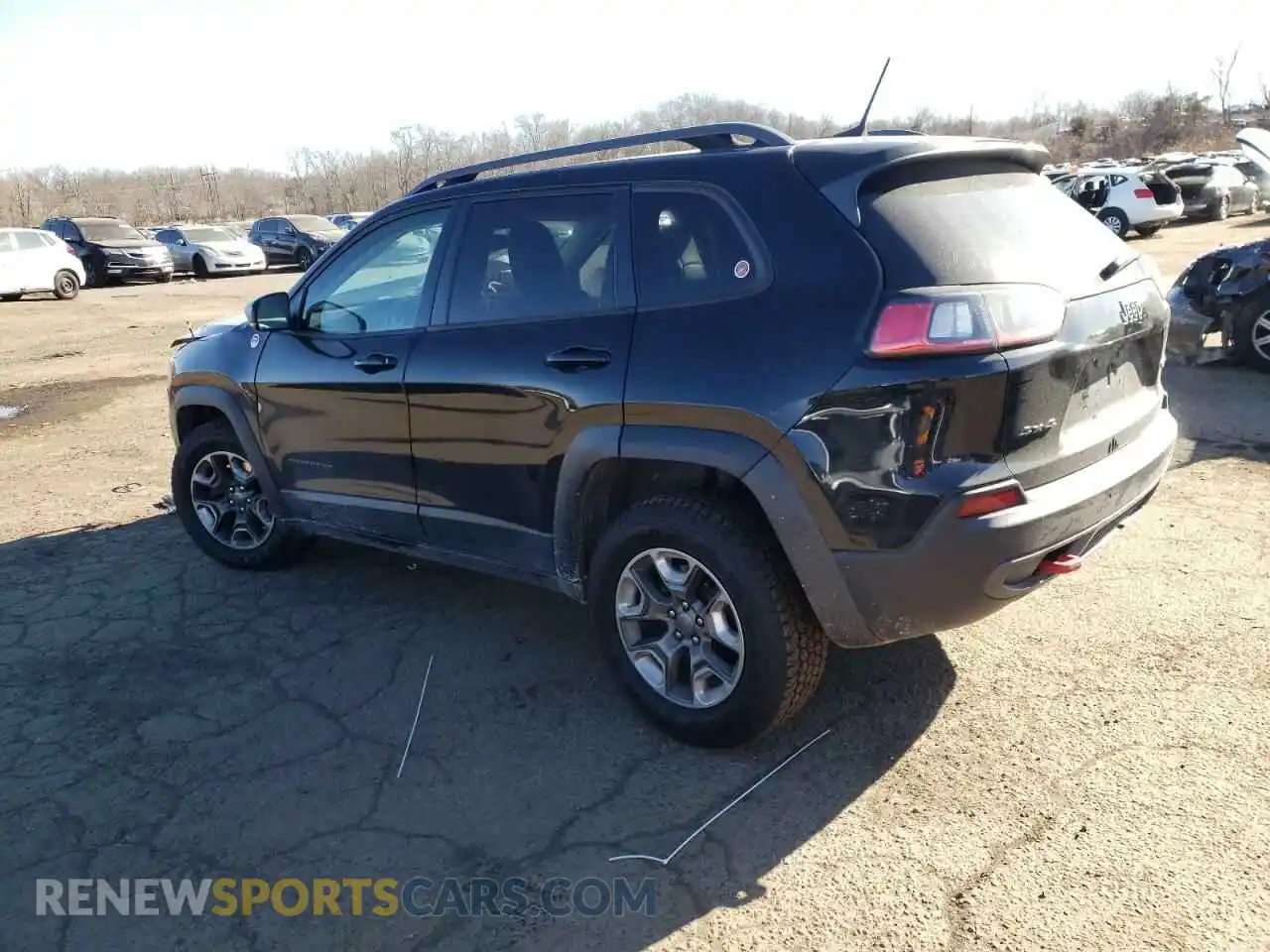 2 Photograph of a damaged car 1C4PJMBX1KD298504 JEEP CHEROKEE 2019