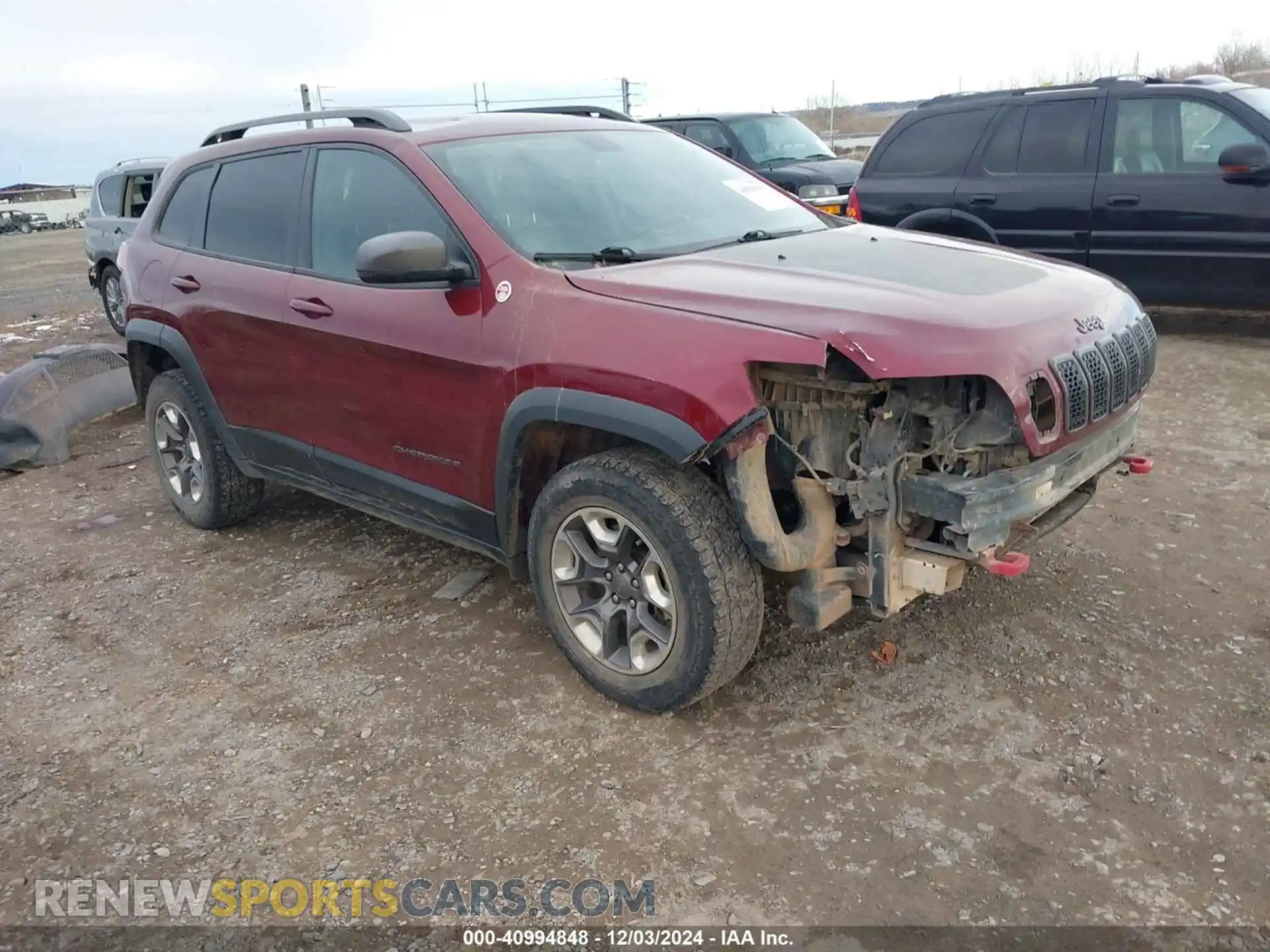 1 Photograph of a damaged car 1C4PJMBX3KD483704 JEEP CHEROKEE 2019