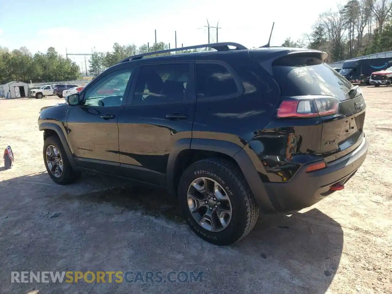 2 Photograph of a damaged car 1C4PJMBX4KD375155 JEEP CHEROKEE 2019