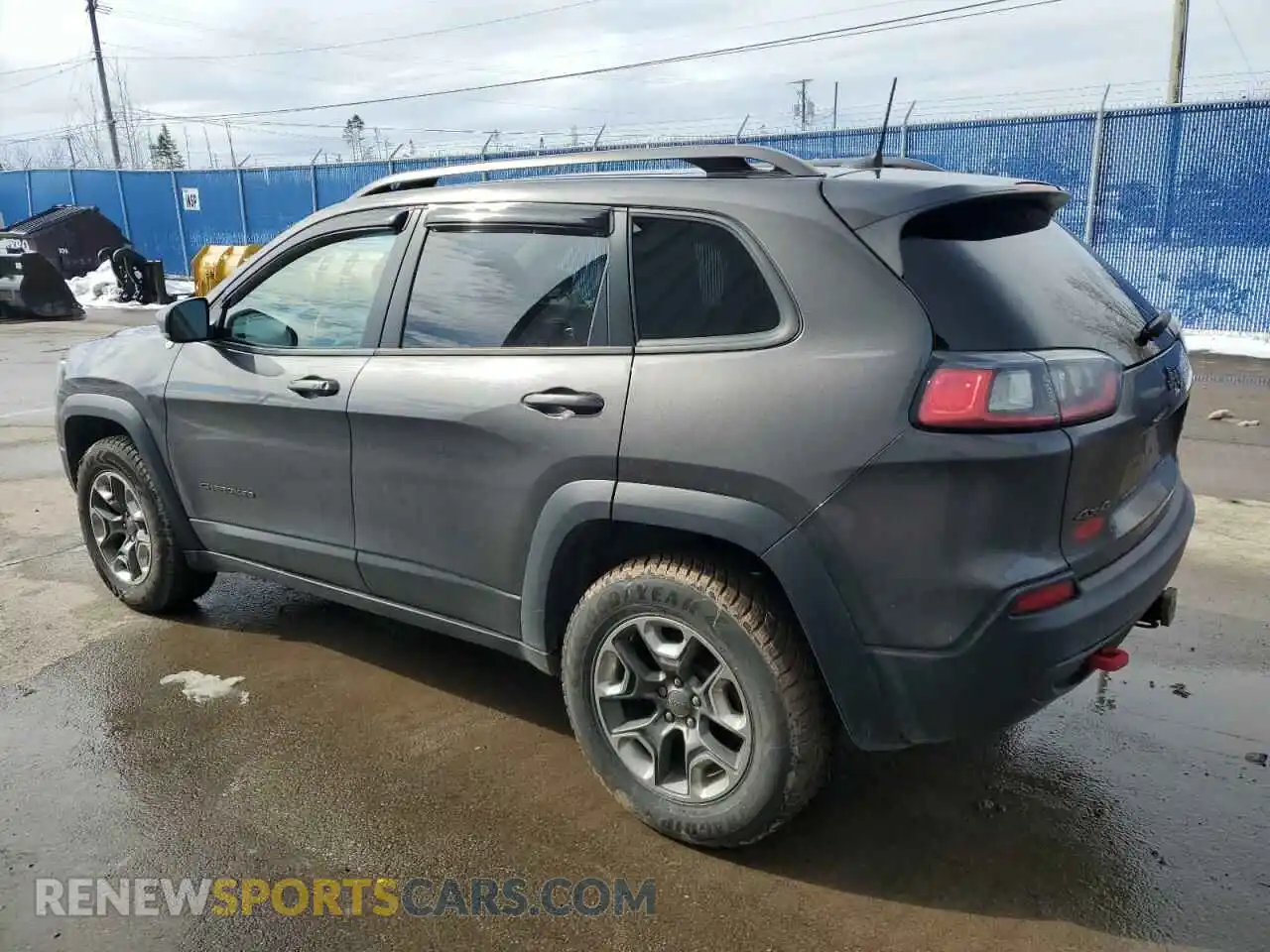 2 Photograph of a damaged car 1C4PJMBX5KD193027 JEEP CHEROKEE 2019