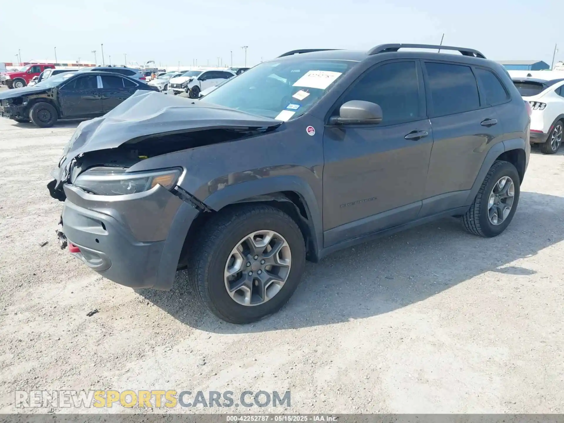 2 Photograph of a damaged car 1C4PJMBX7KD189366 JEEP CHEROKEE 2019